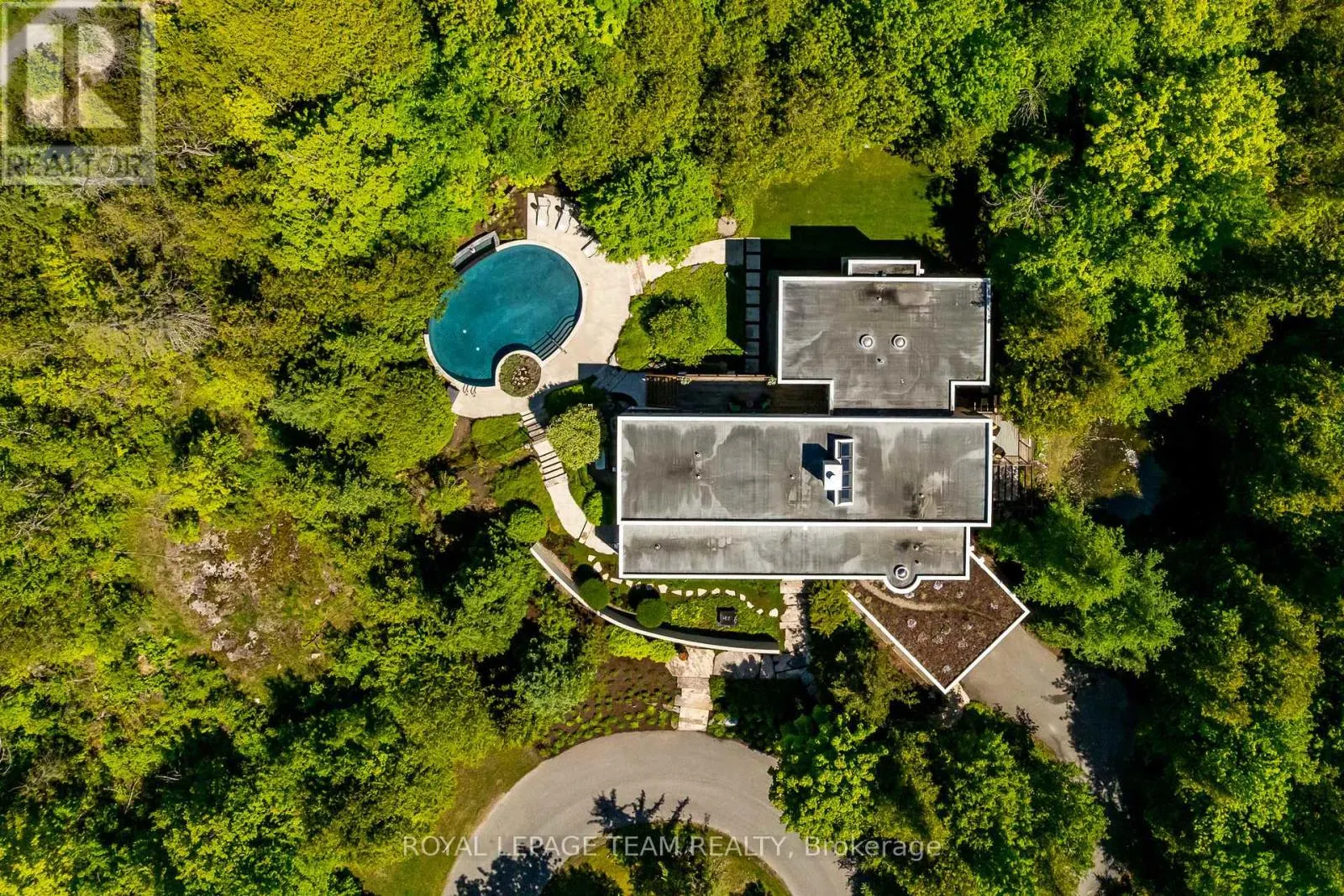 14 KANATA ROCKERIES PRIVATE