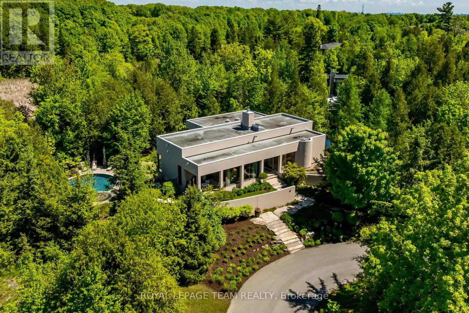 14 KANATA ROCKERIES PRIVATE