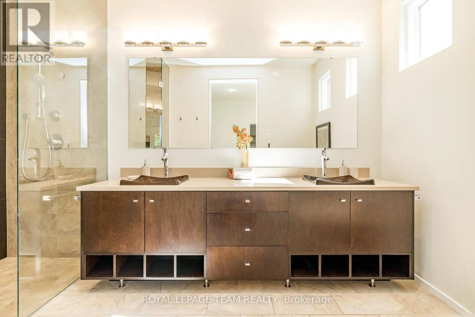 14 KANATA ROCKERIES PRIVATE