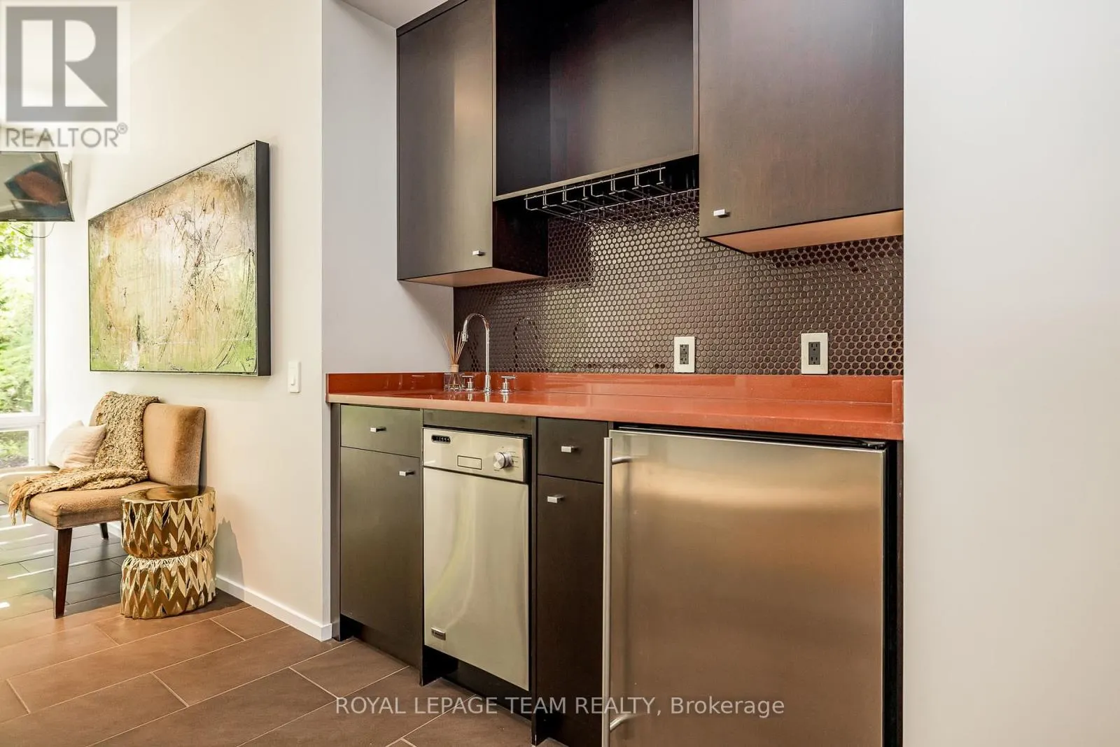 14 KANATA ROCKERIES PRIVATE