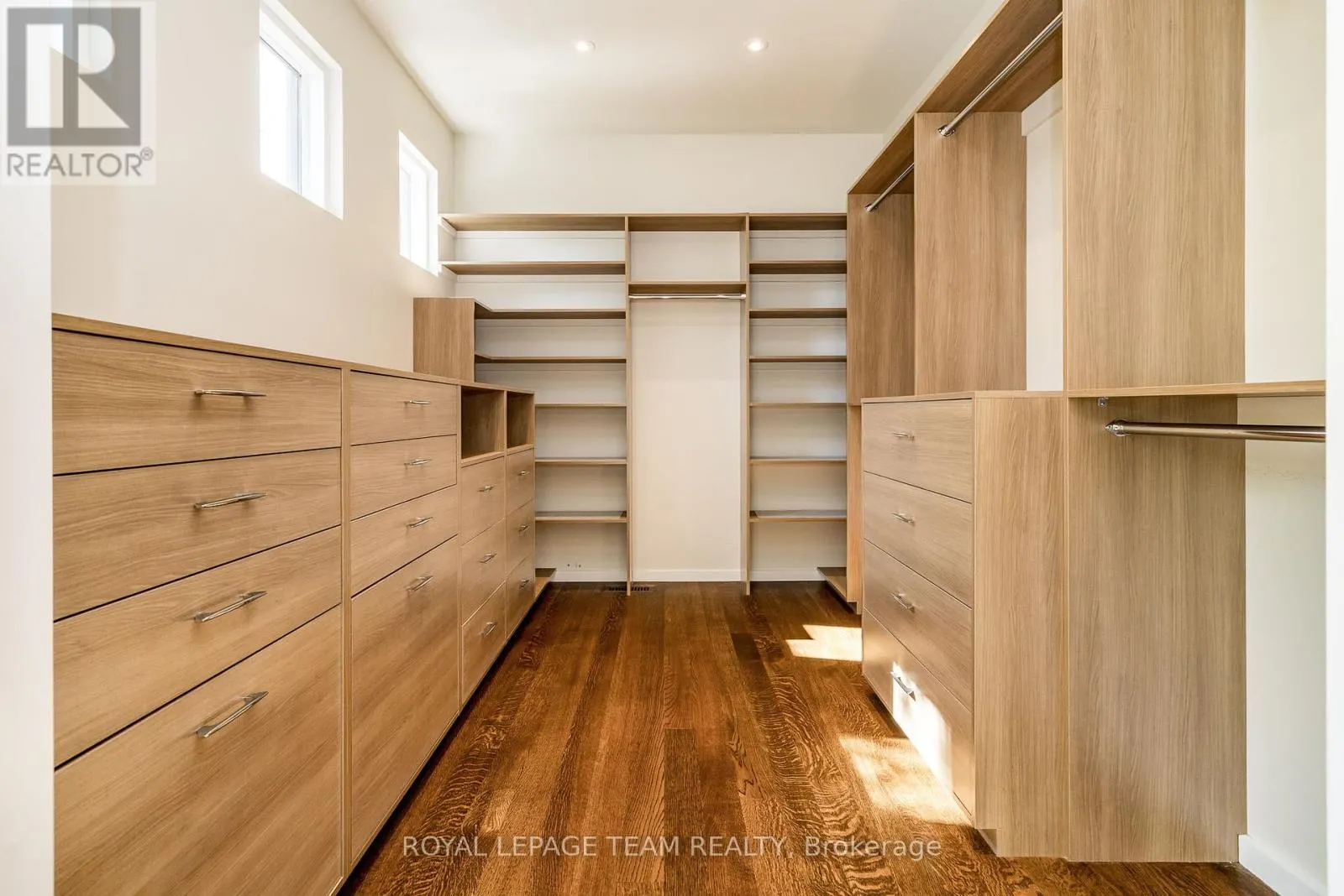 14 KANATA ROCKERIES PRIVATE