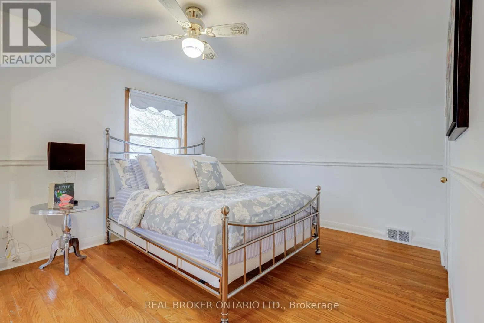 21 GAILMONT DRIVE