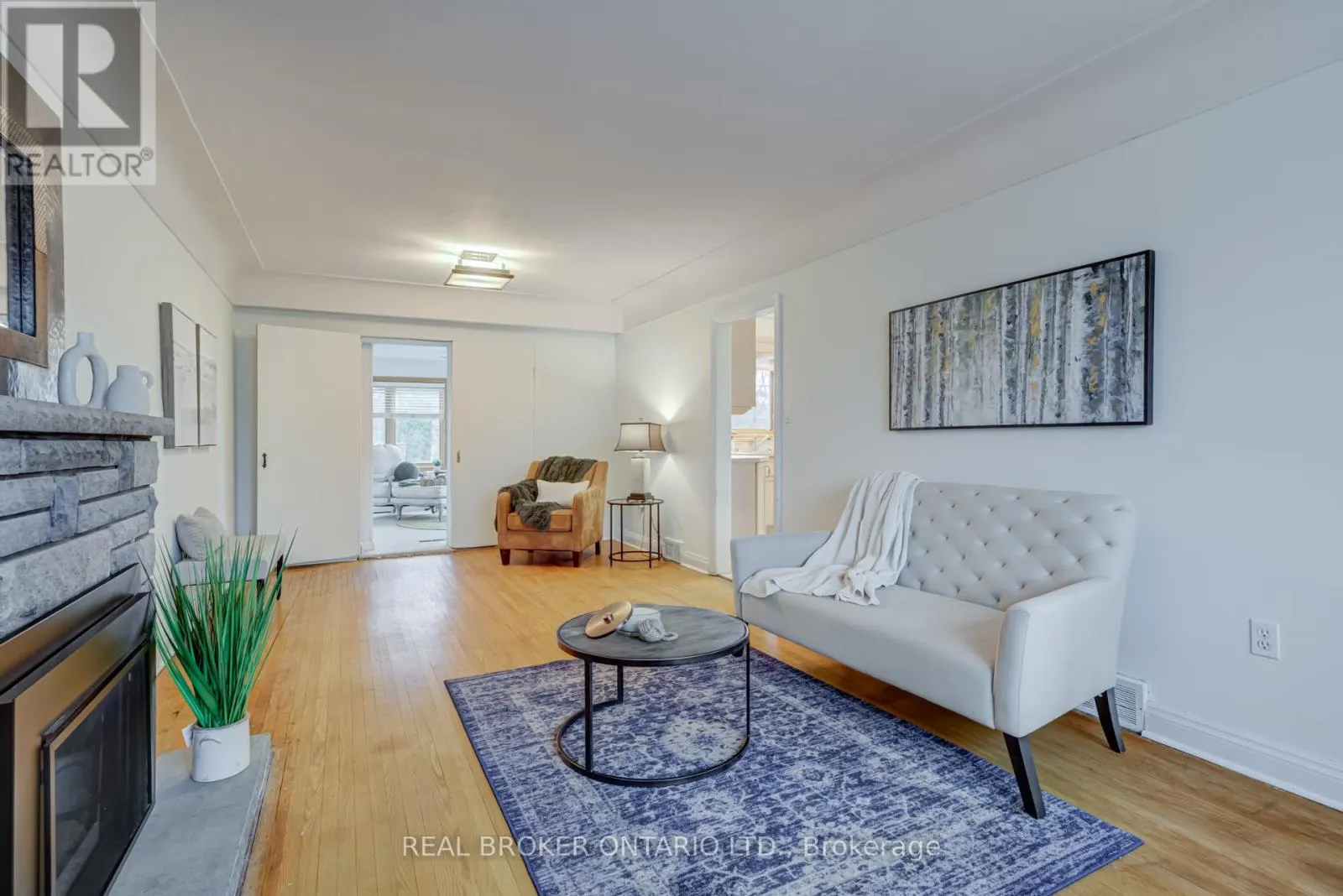 21 GAILMONT DRIVE