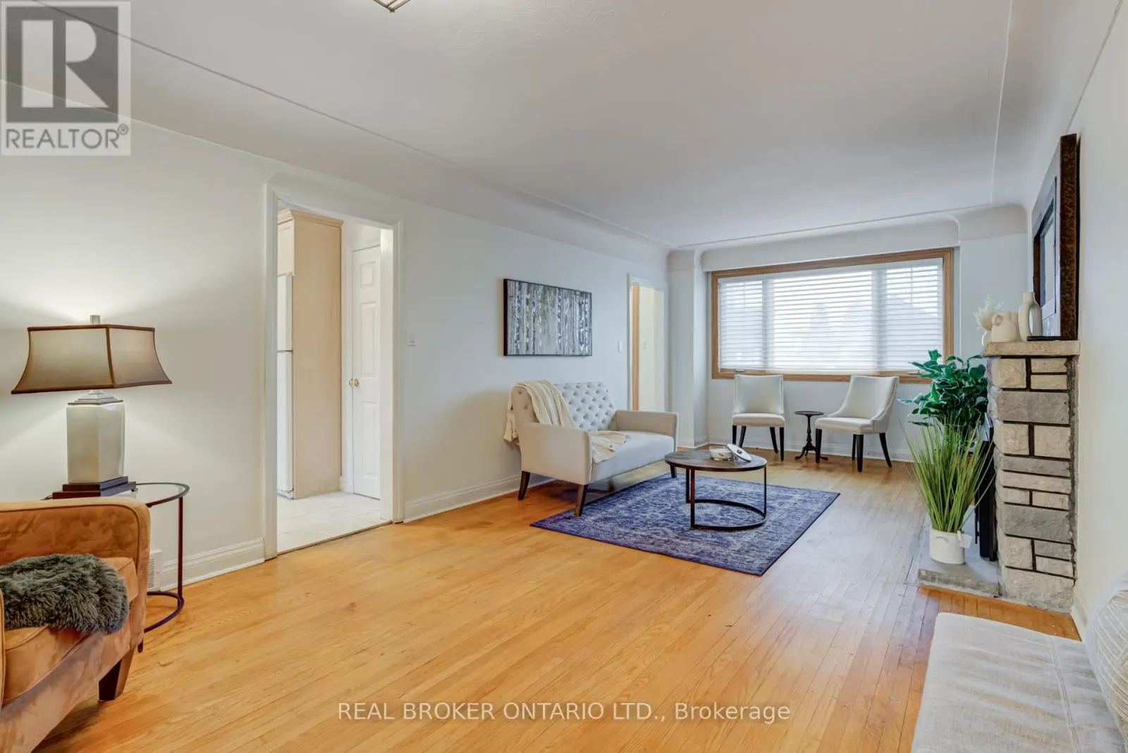 21 GAILMONT DRIVE