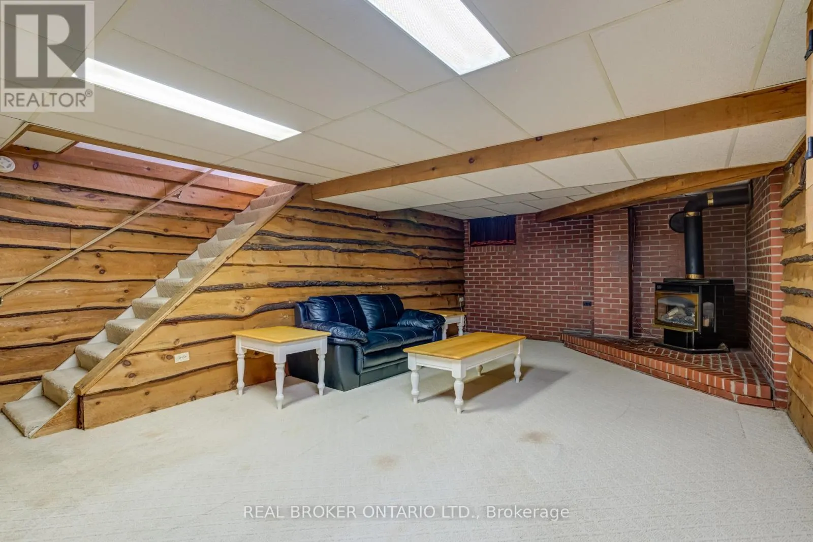 21 GAILMONT DRIVE