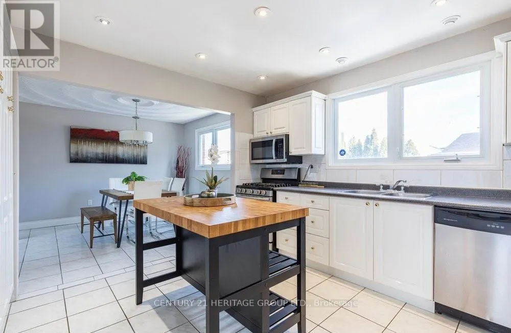66 SEATON PLACE DRIVE