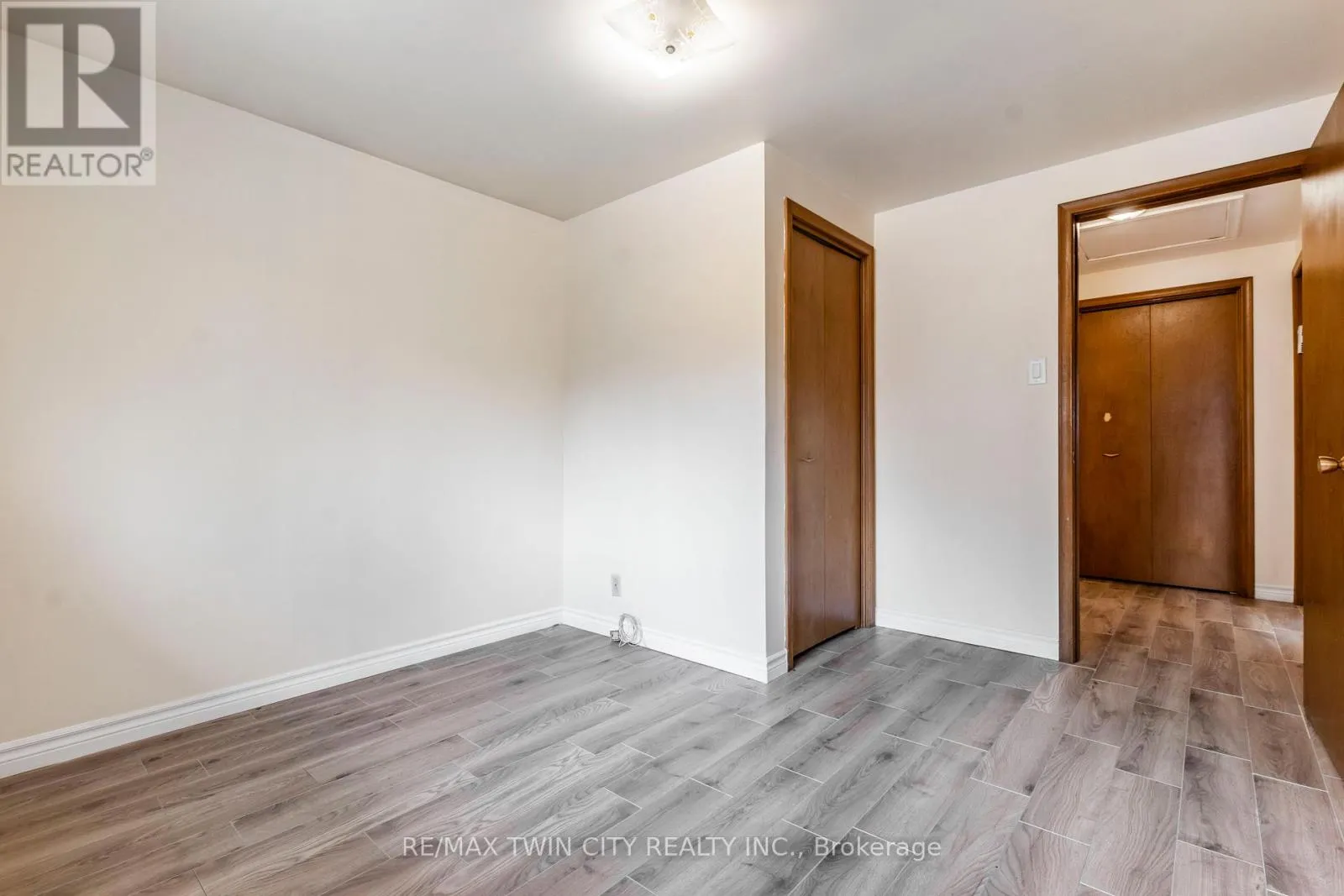 413 CARSON DRIVE