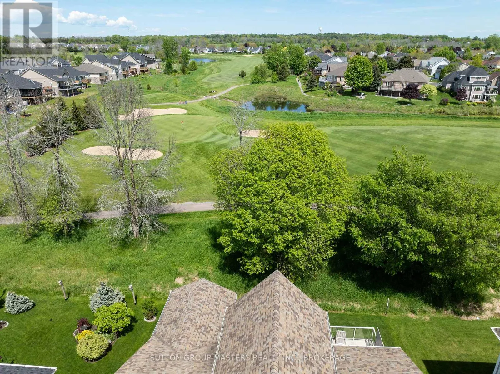 125 COUNTRY CLUB DRIVE