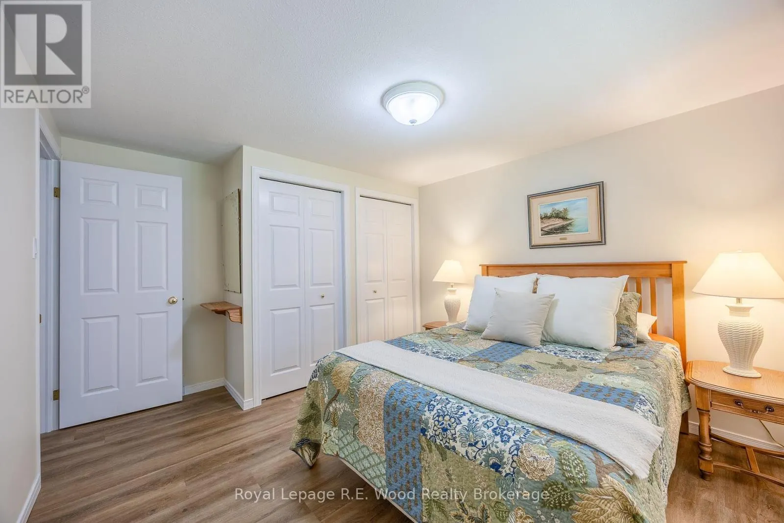 36 WOODLAND CRESCENT