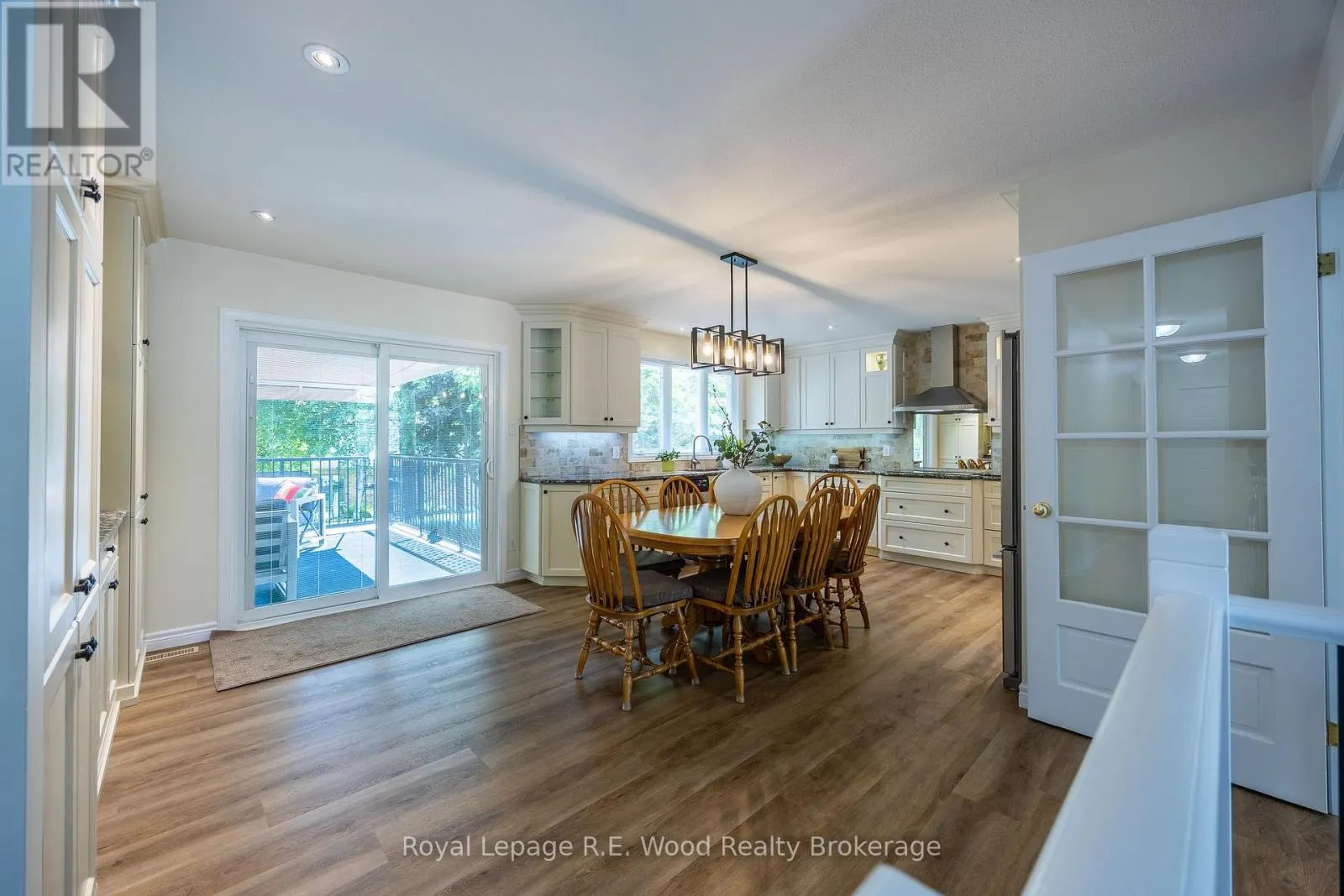 36 WOODLAND CRESCENT