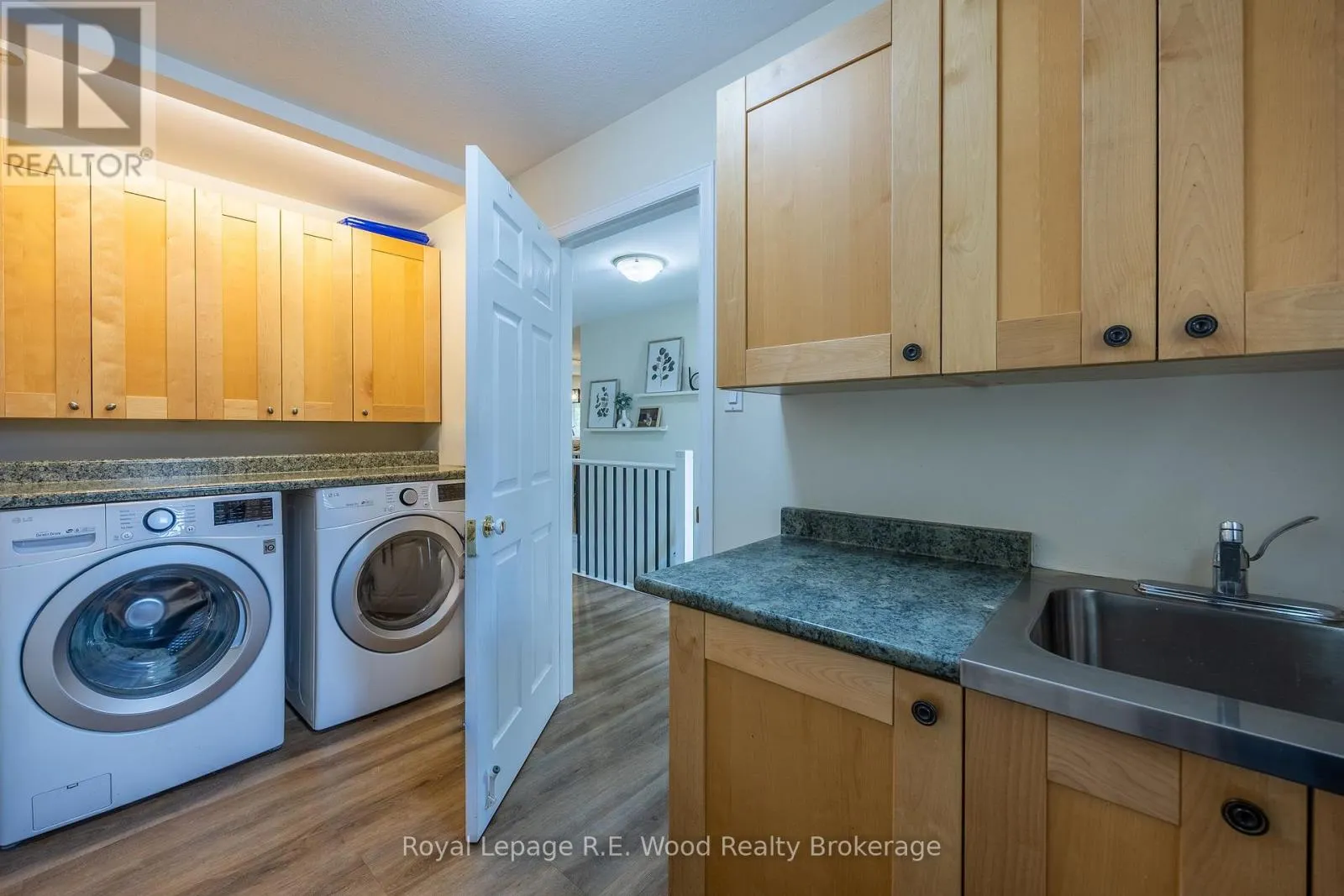 36 WOODLAND CRESCENT