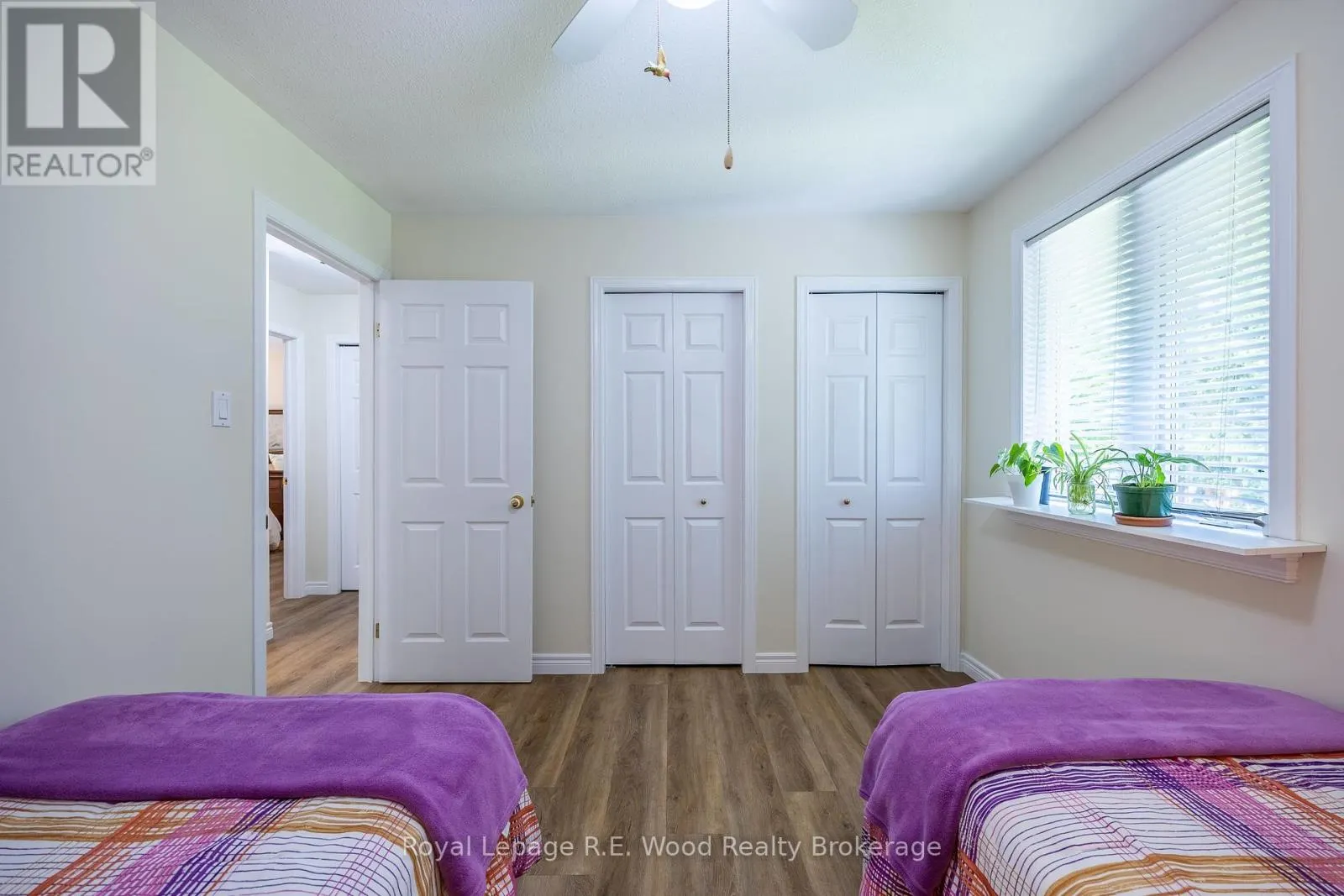 36 WOODLAND CRESCENT