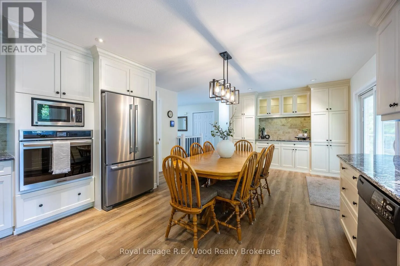 36 WOODLAND CRESCENT