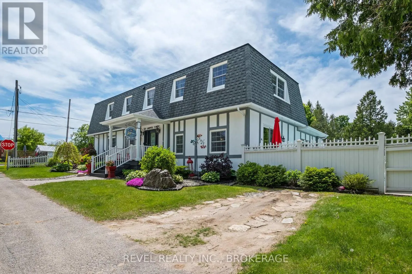 6 CAMPBELL STREET