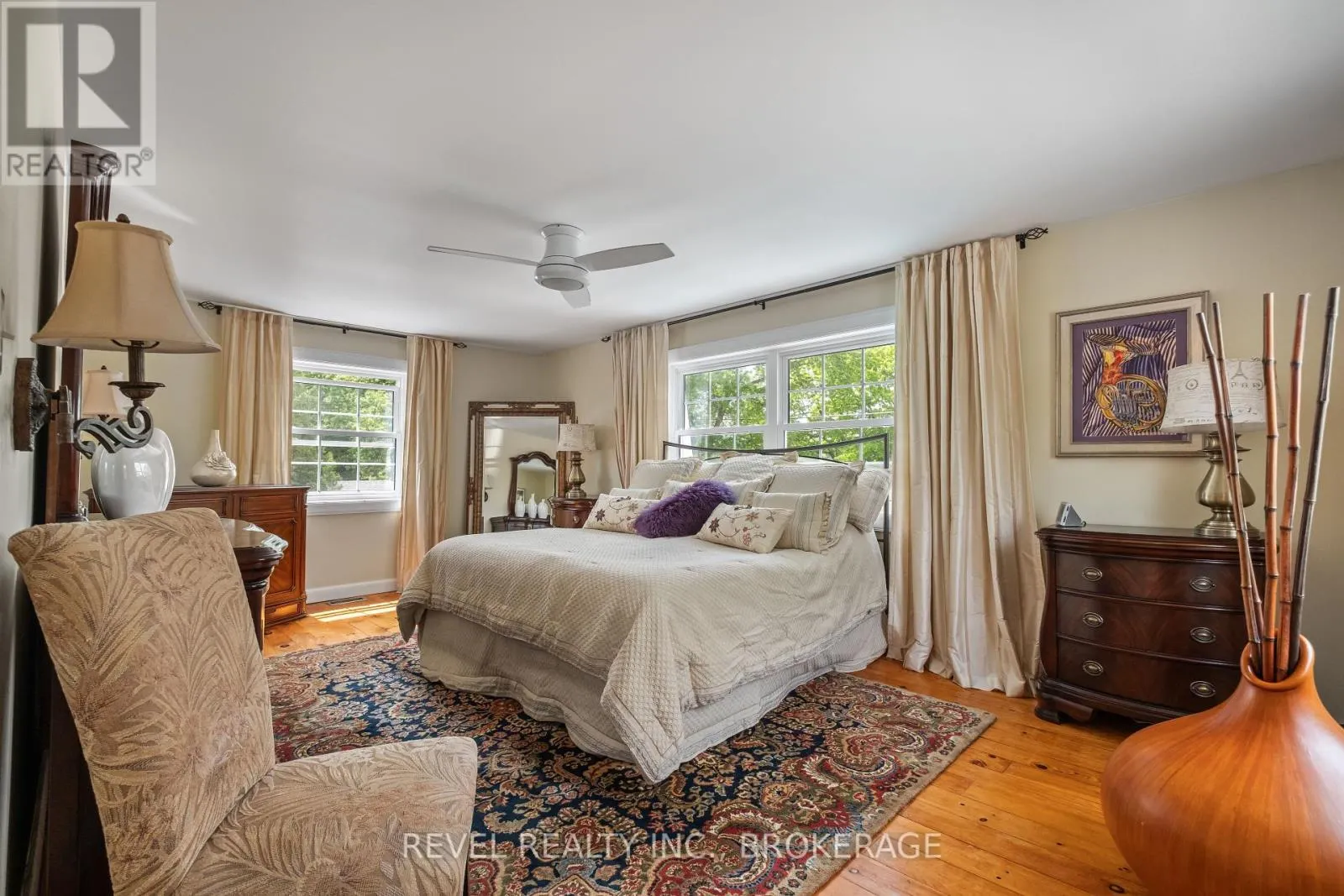 6 CAMPBELL STREET