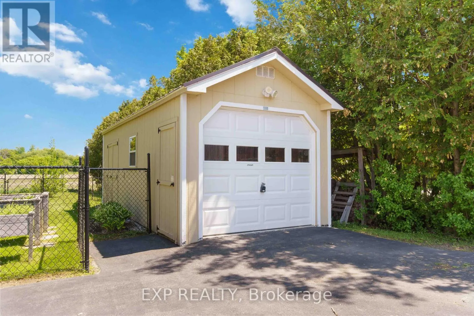 636 COUNTY ROAD 9