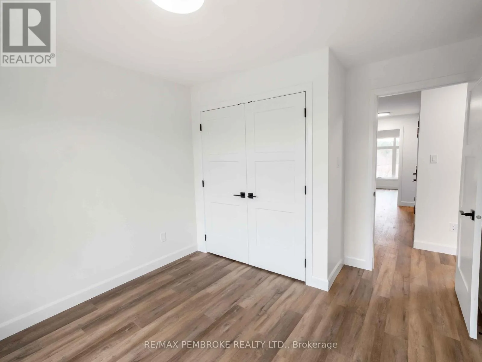 13 NORTHBROOK STREET