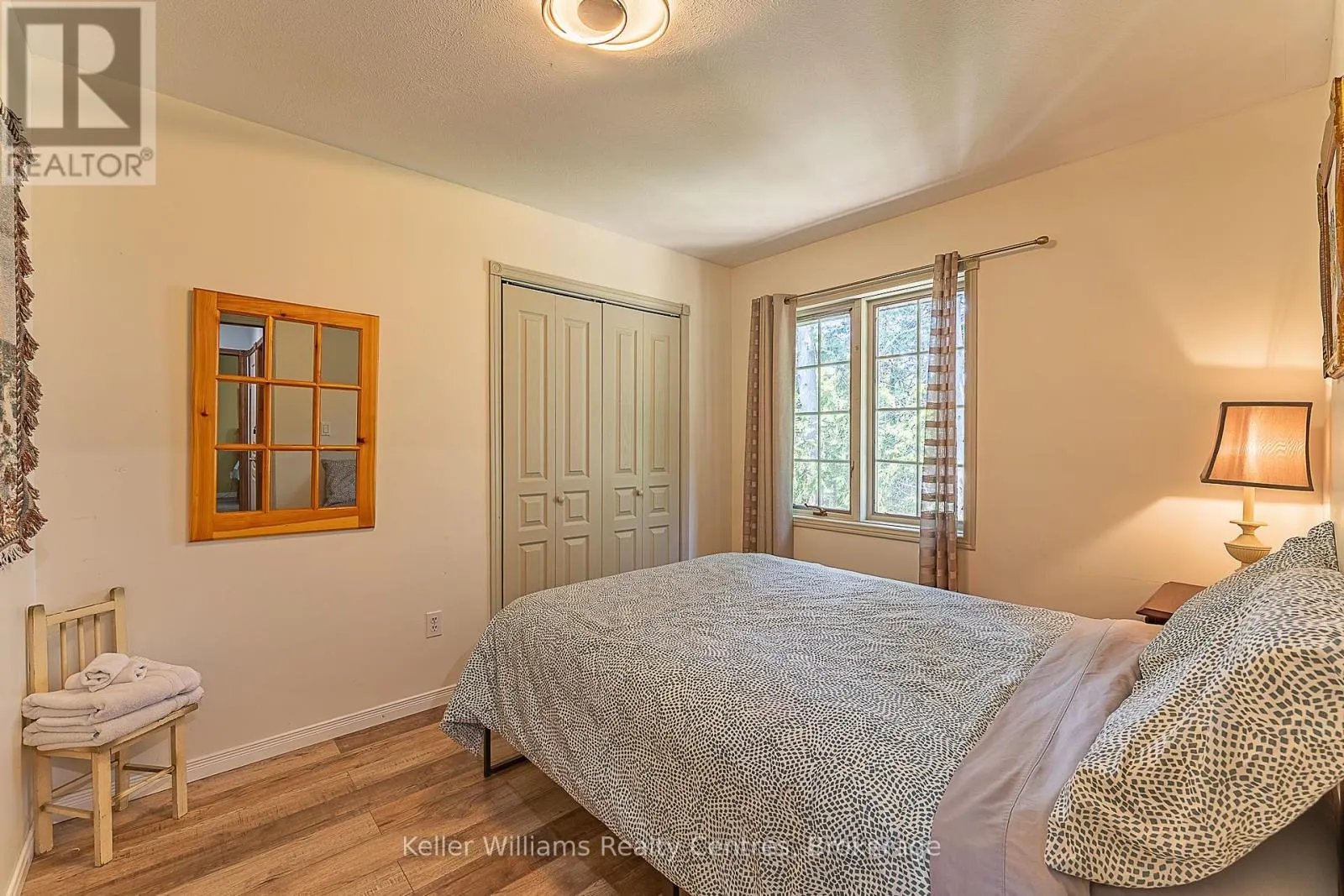 137 PINE TREE HARBOUR ROAD