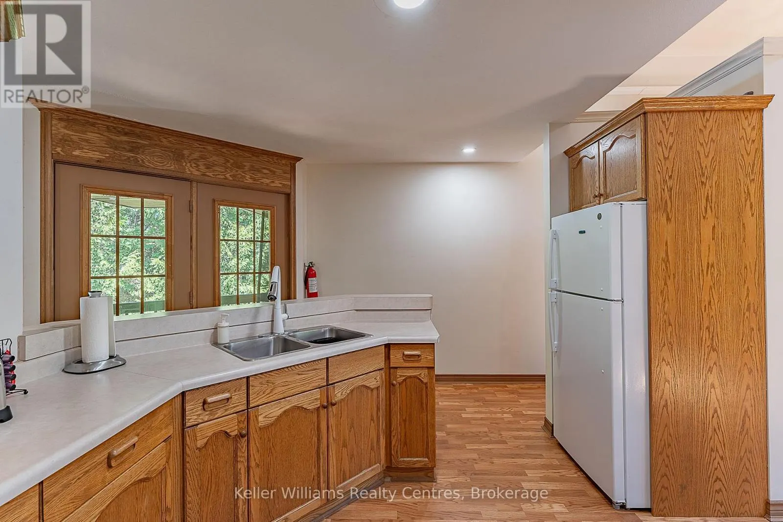137 PINE TREE HARBOUR ROAD
