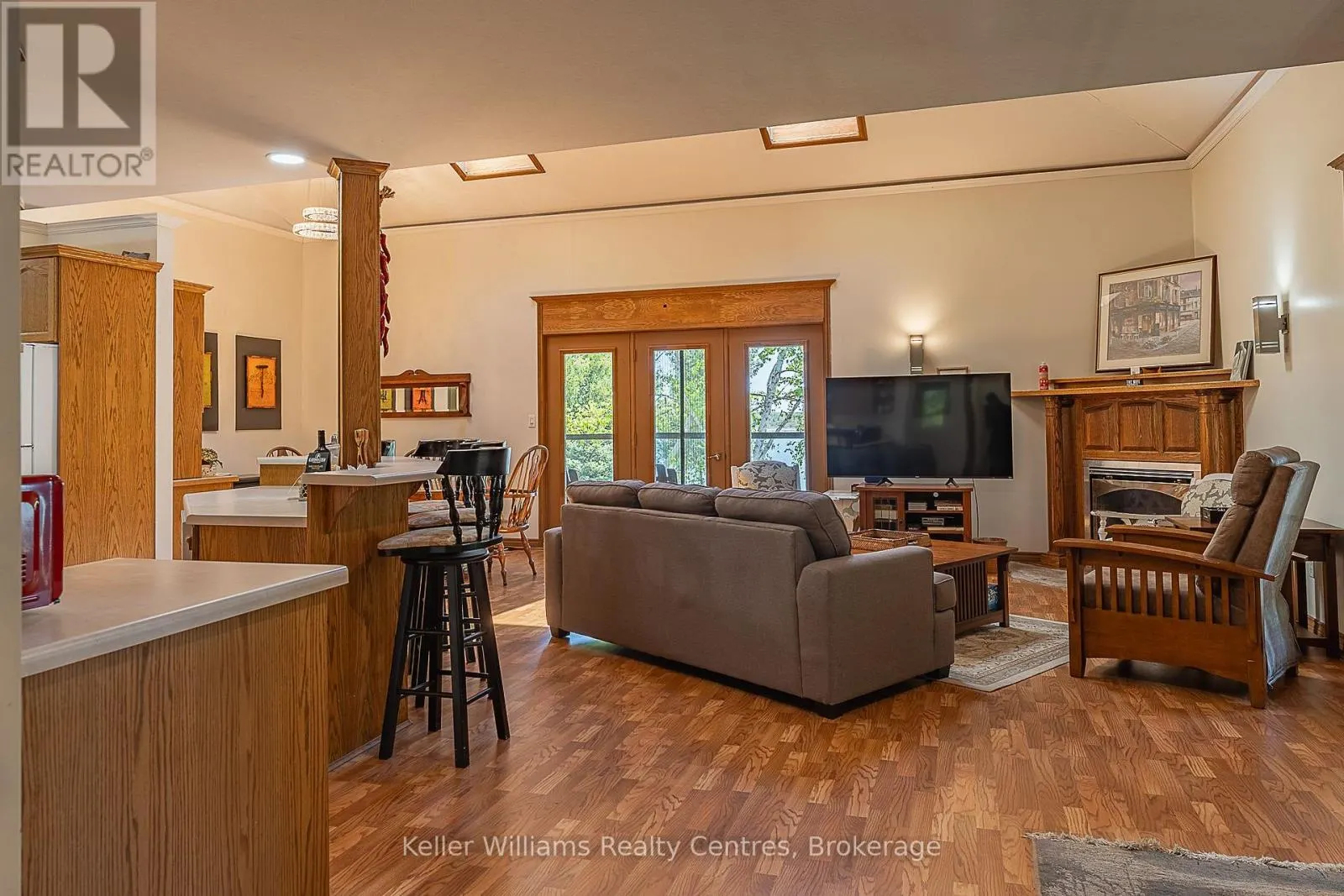 137 PINE TREE HARBOUR ROAD