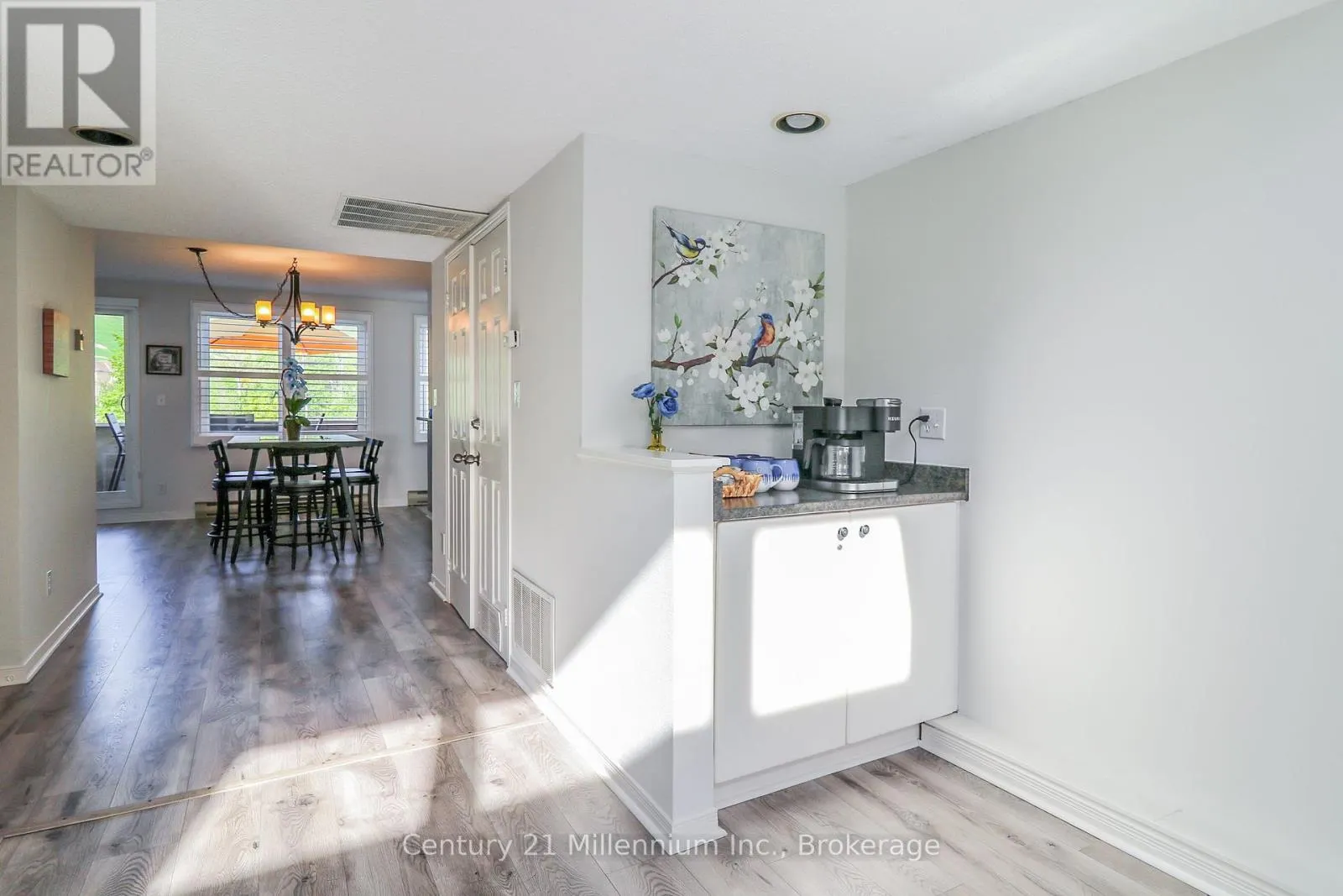 210 - 107 WINTERGREEN PLACE, #210