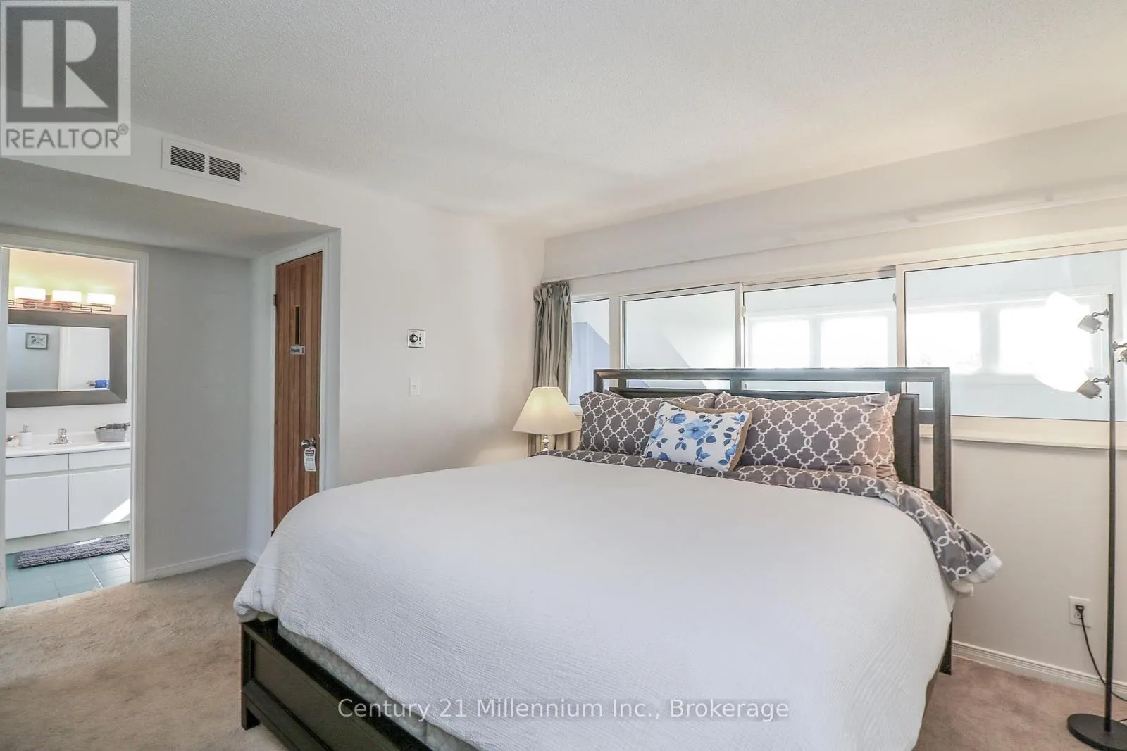 210 - 107 WINTERGREEN PLACE, #210