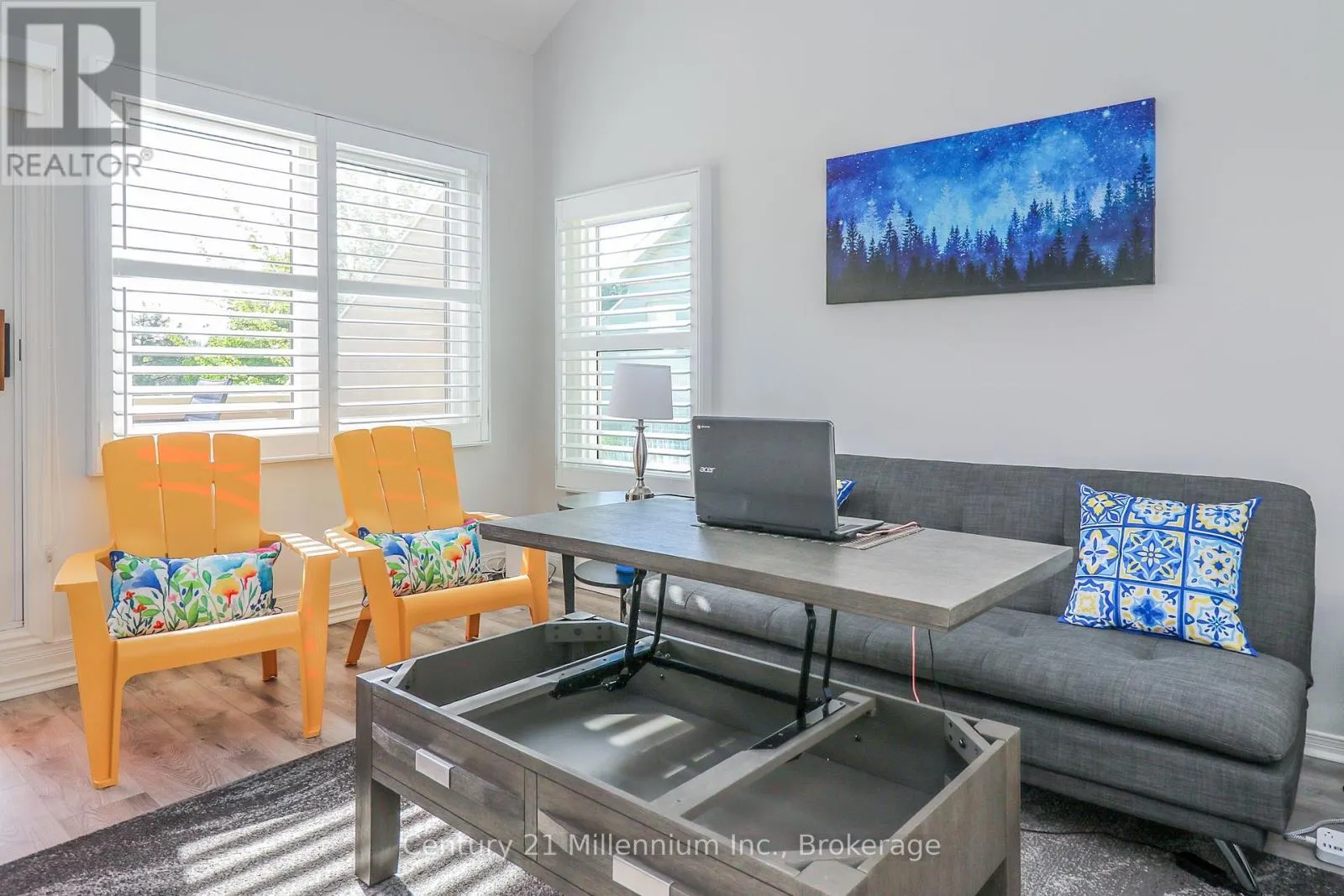 210 - 107 WINTERGREEN PLACE, #210