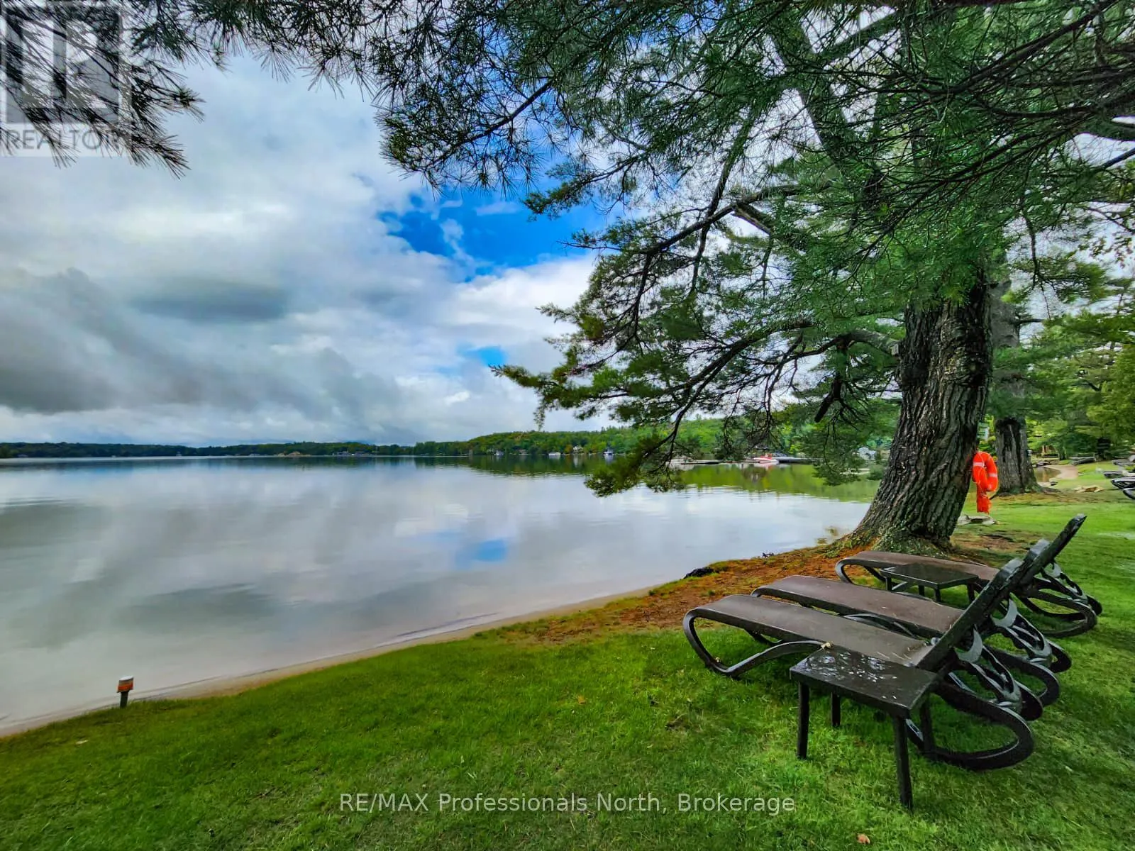 SANDFIELD 2, WEEK 10 - 3876 MUSKOKA ROAD 118