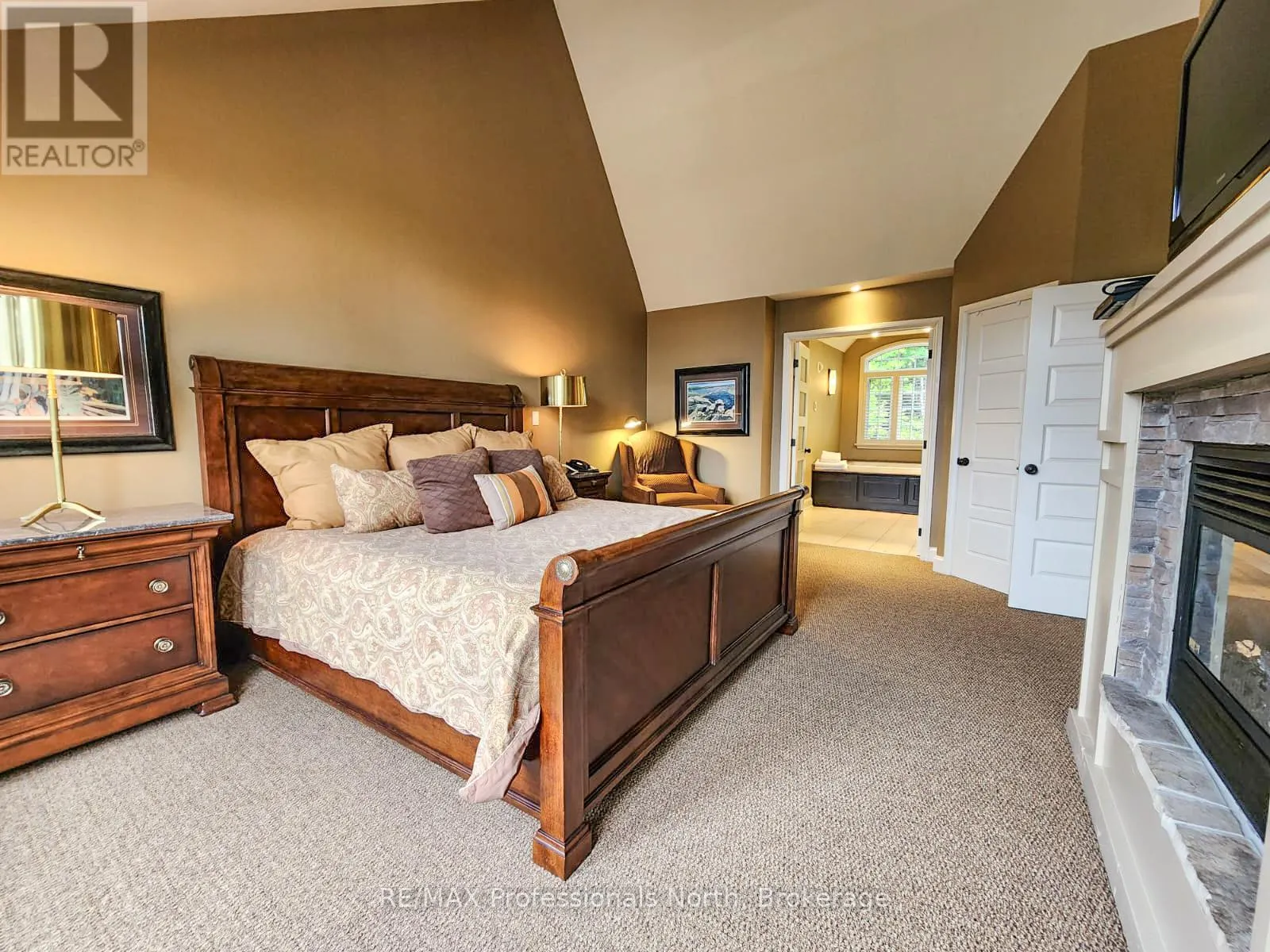 SANDFIELD 2, WEEK 10 - 3876 MUSKOKA ROAD 118
