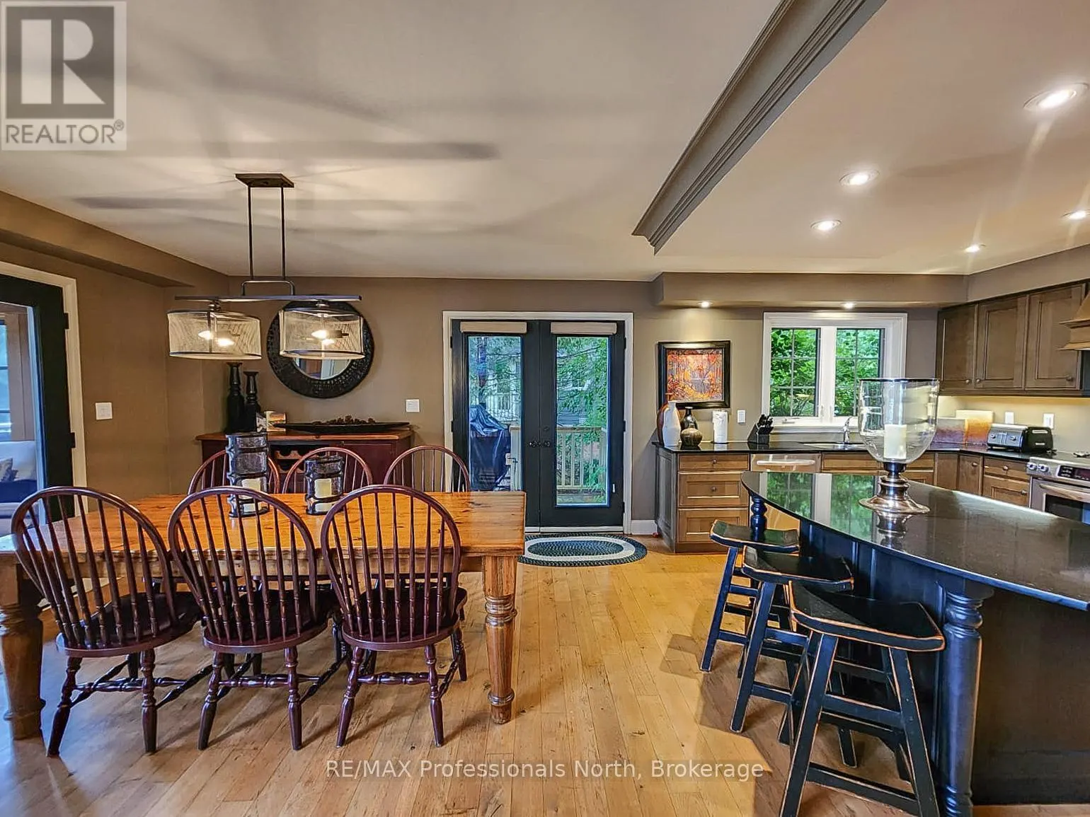 SANDFIELD 2, WEEK 10 - 3876 MUSKOKA ROAD 118