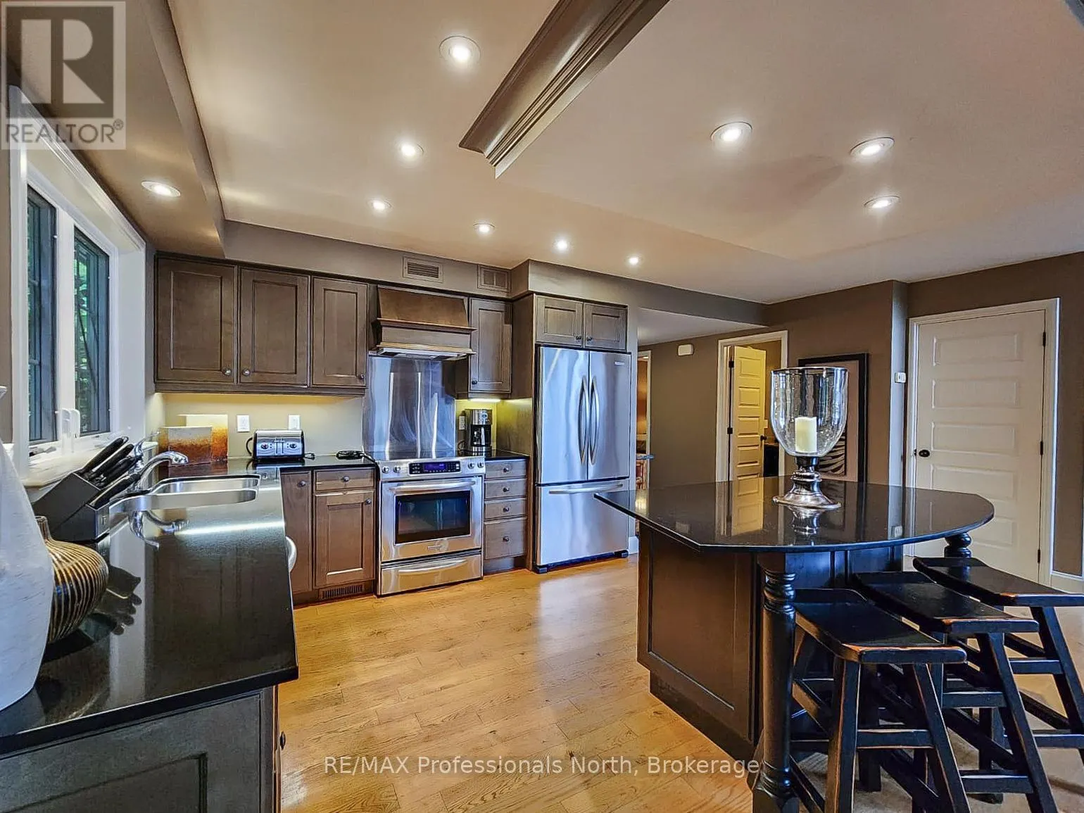 SANDFIELD 2, WEEK 10 - 3876 MUSKOKA ROAD 118