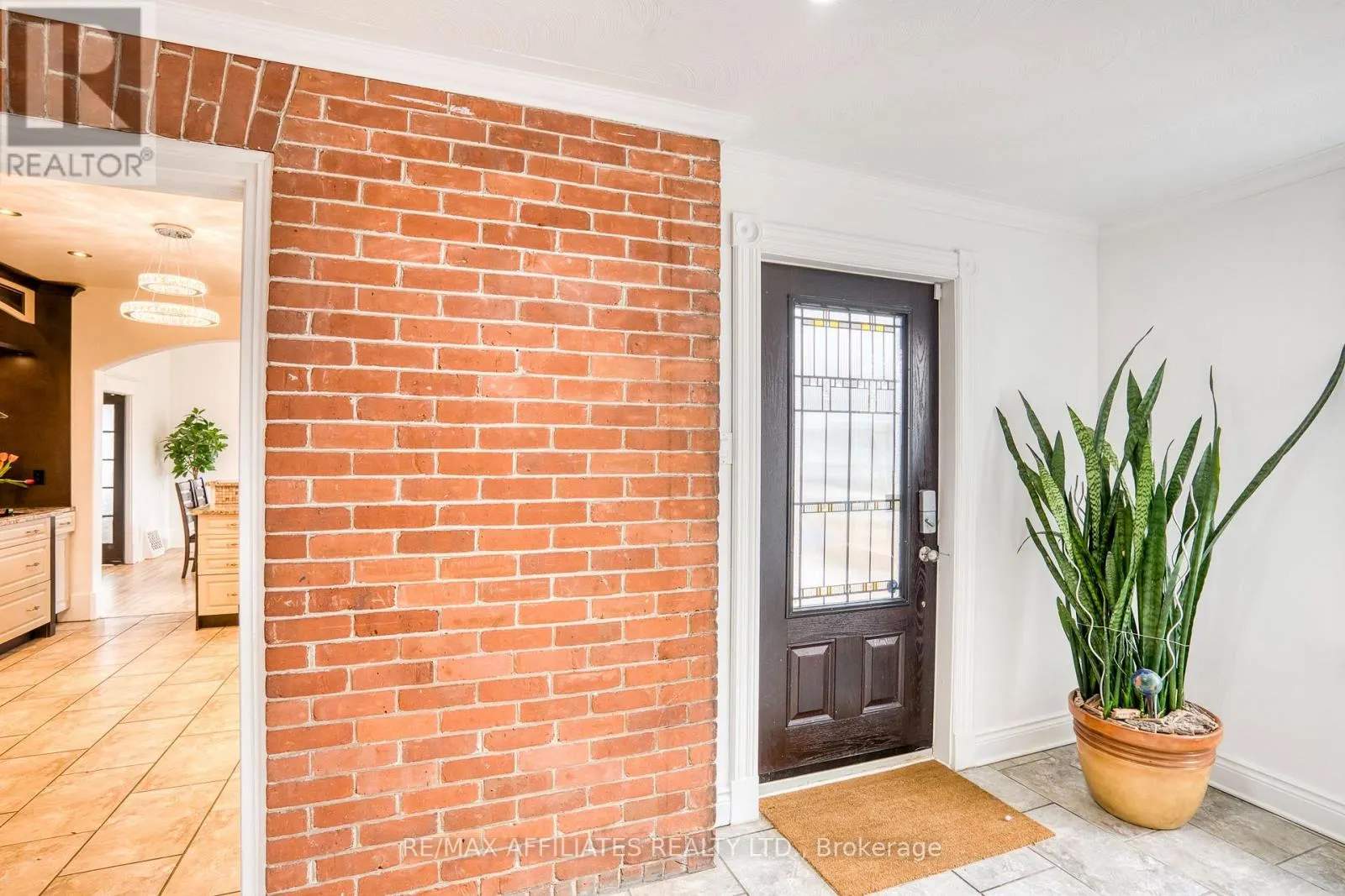 27 ALLAN STREET