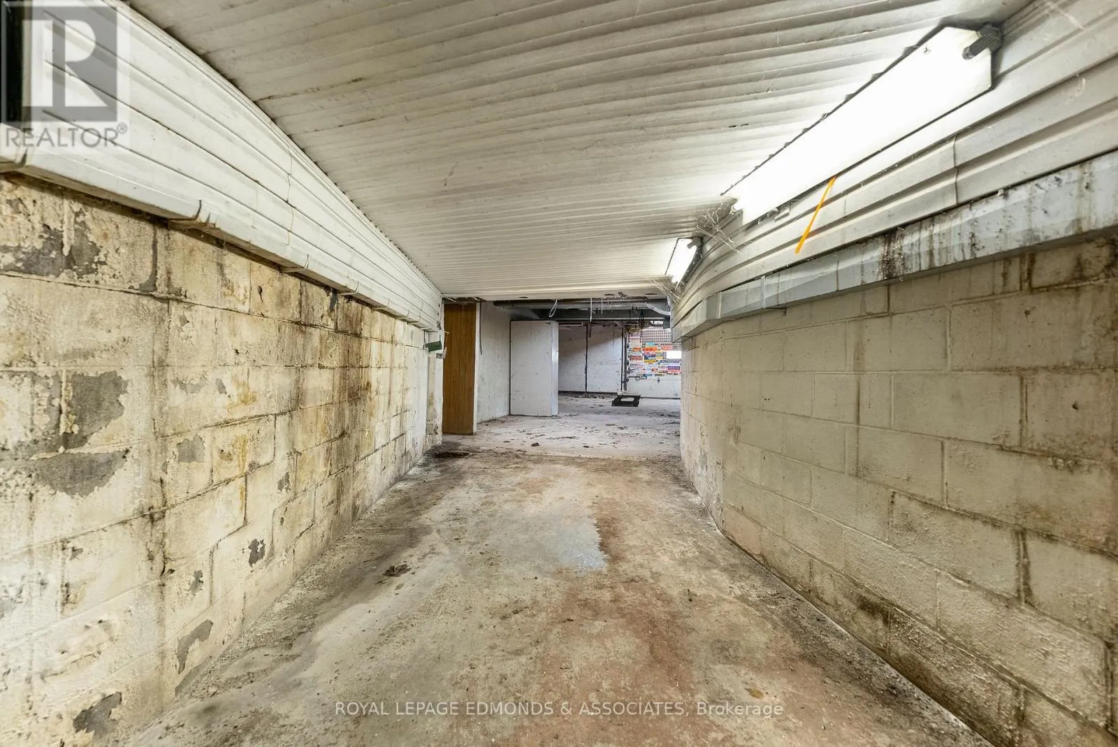 87 COBBLE STONE LANE