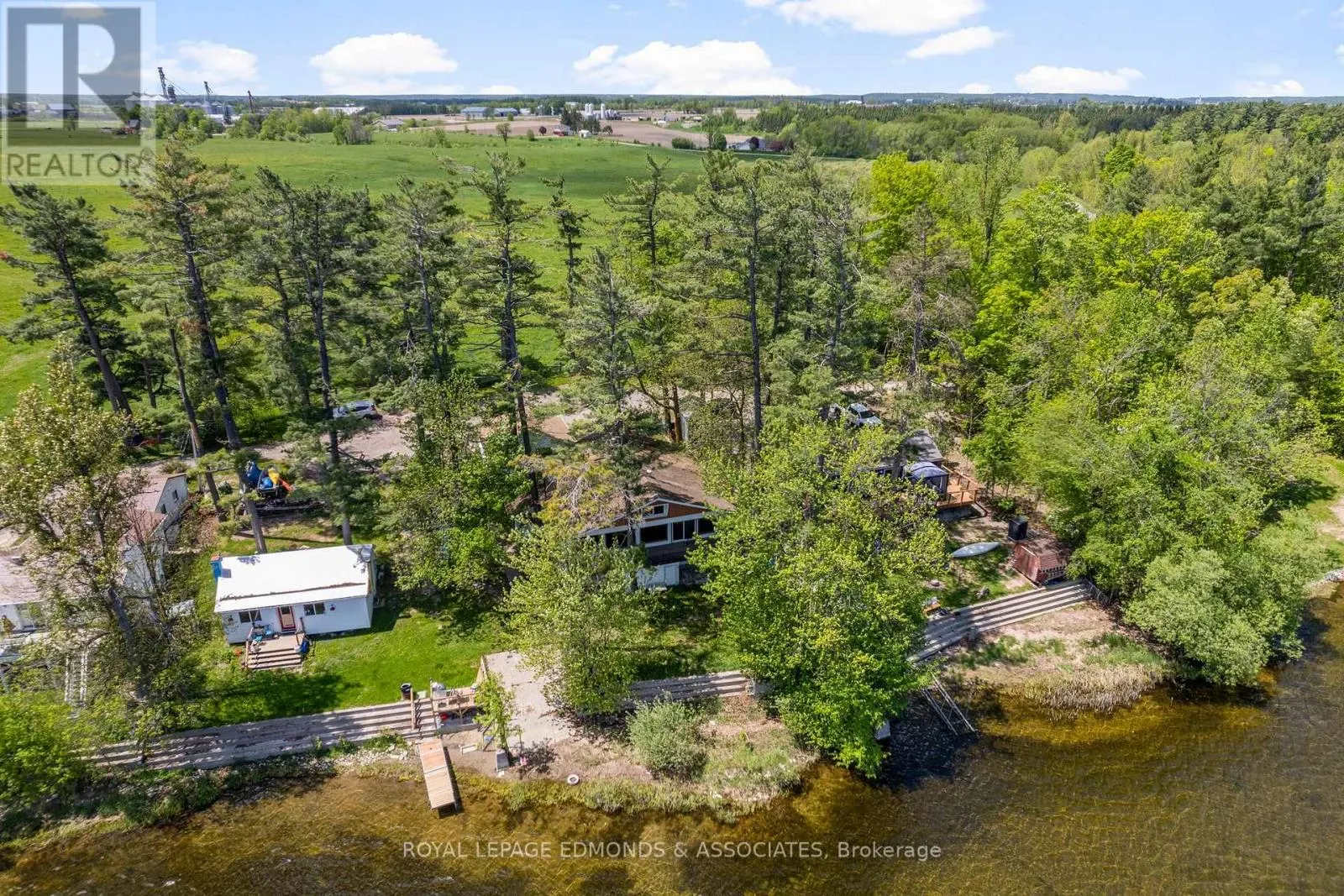 87 COBBLE STONE LANE