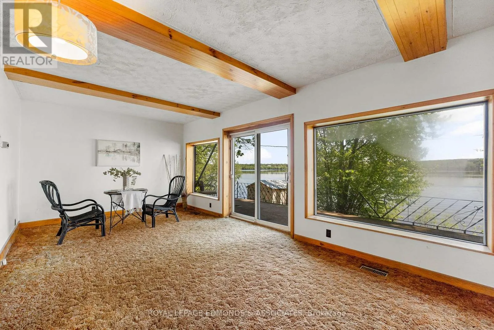 87 COBBLE STONE LANE