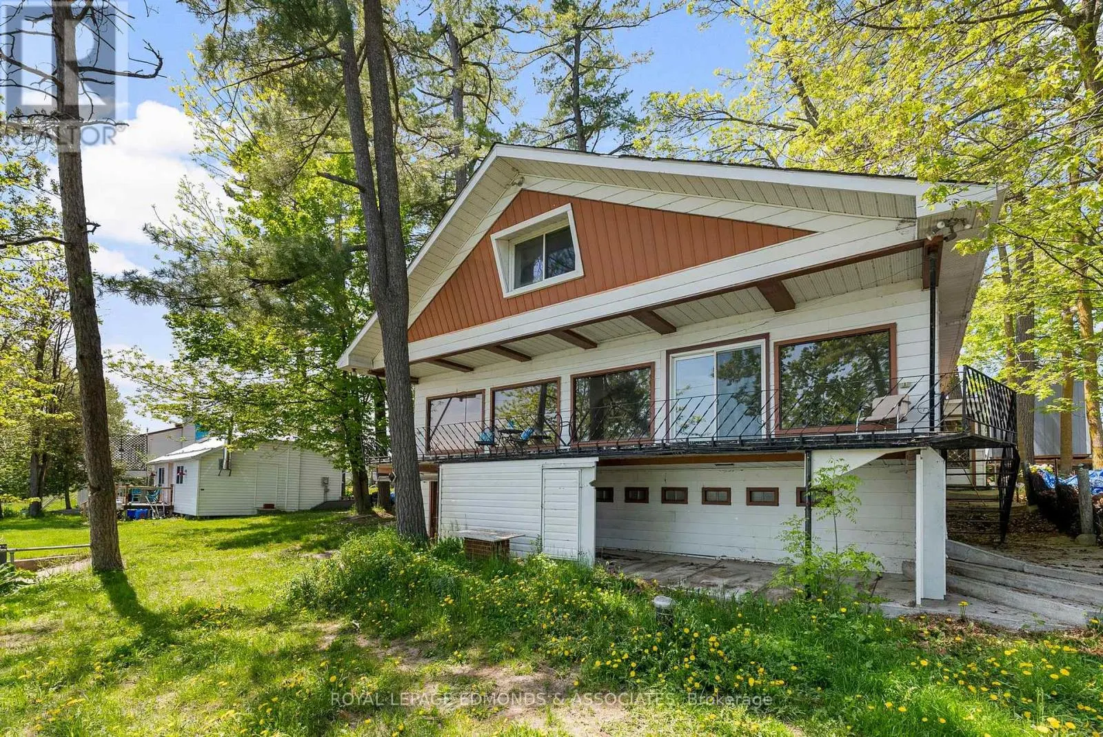 87 COBBLE STONE LANE