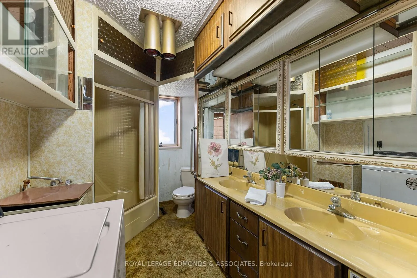 87 COBBLE STONE LANE