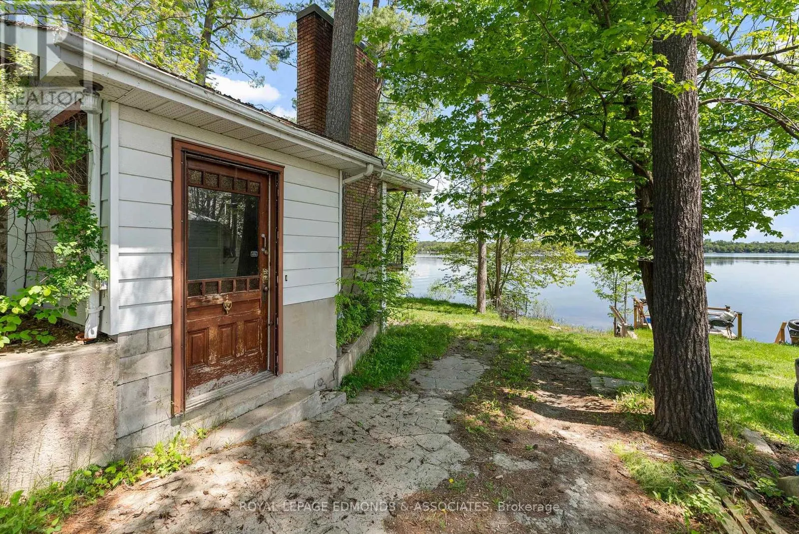 87 COBBLE STONE LANE