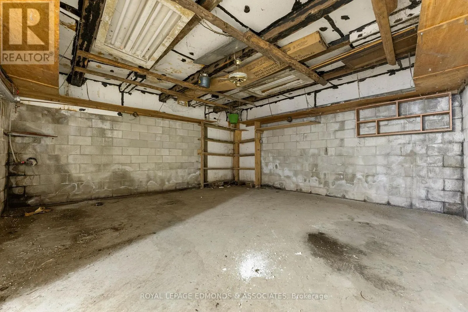 87 COBBLE STONE LANE