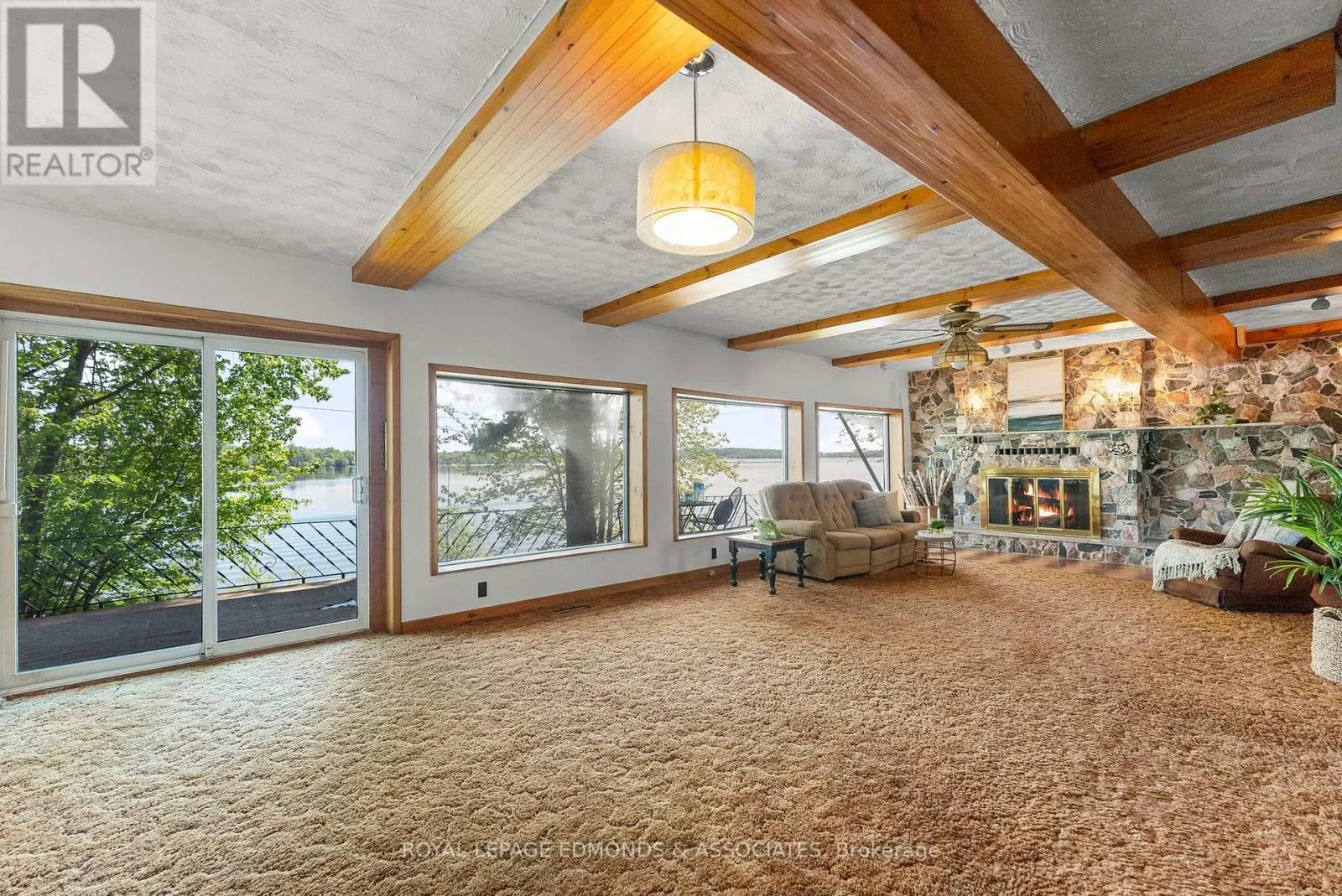 87 COBBLE STONE LANE