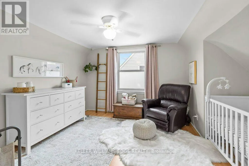384 THAYER AVENUE
