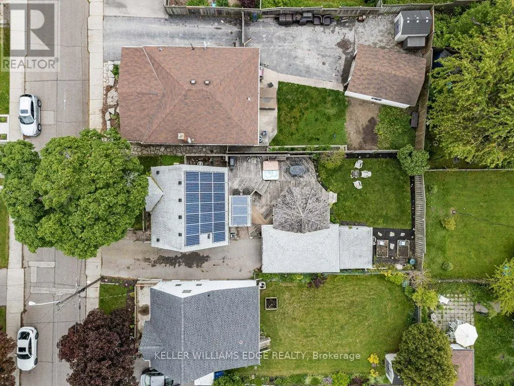 384 THAYER AVENUE