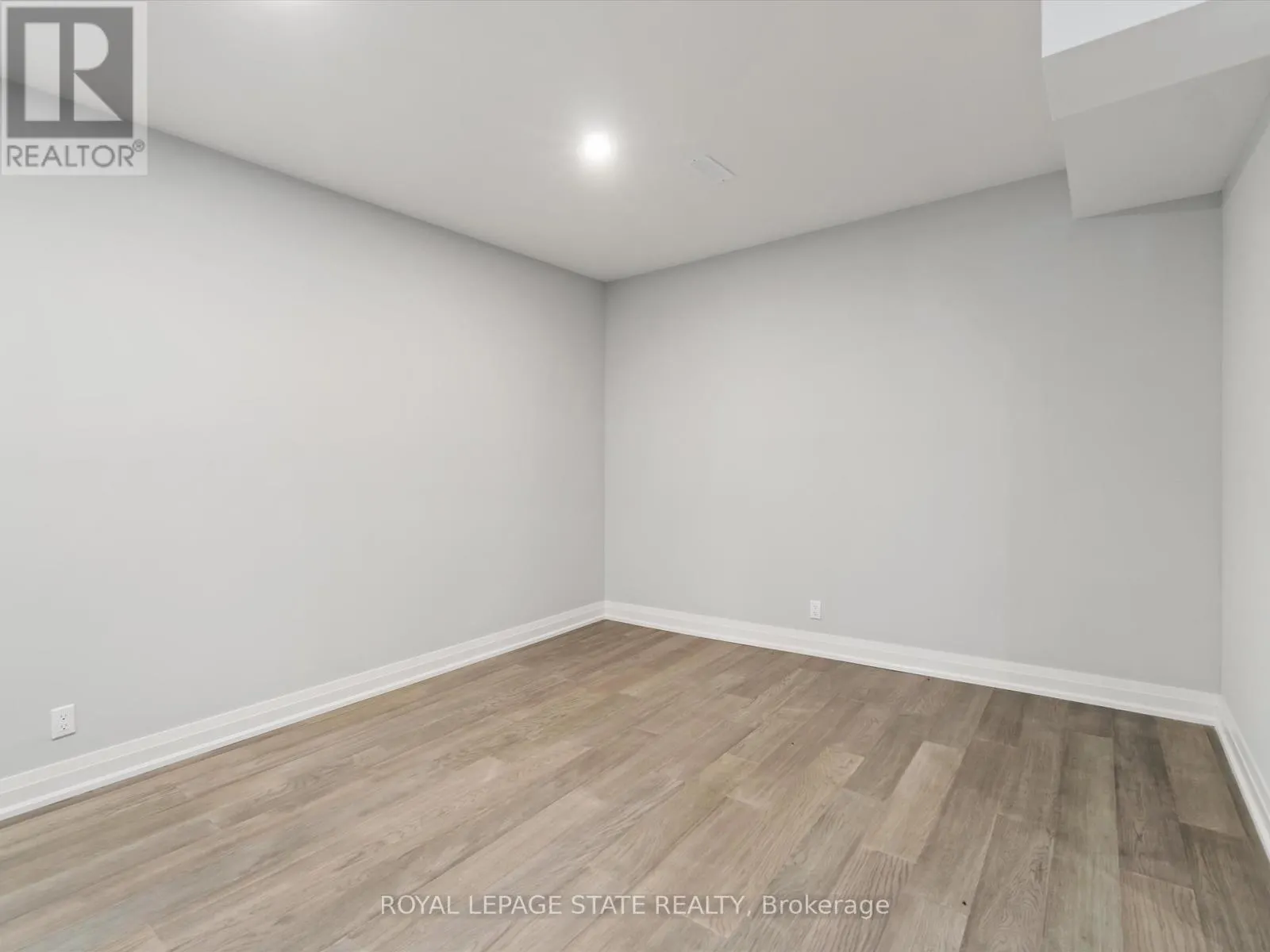 53 - 2054 PENINSULA ROAD