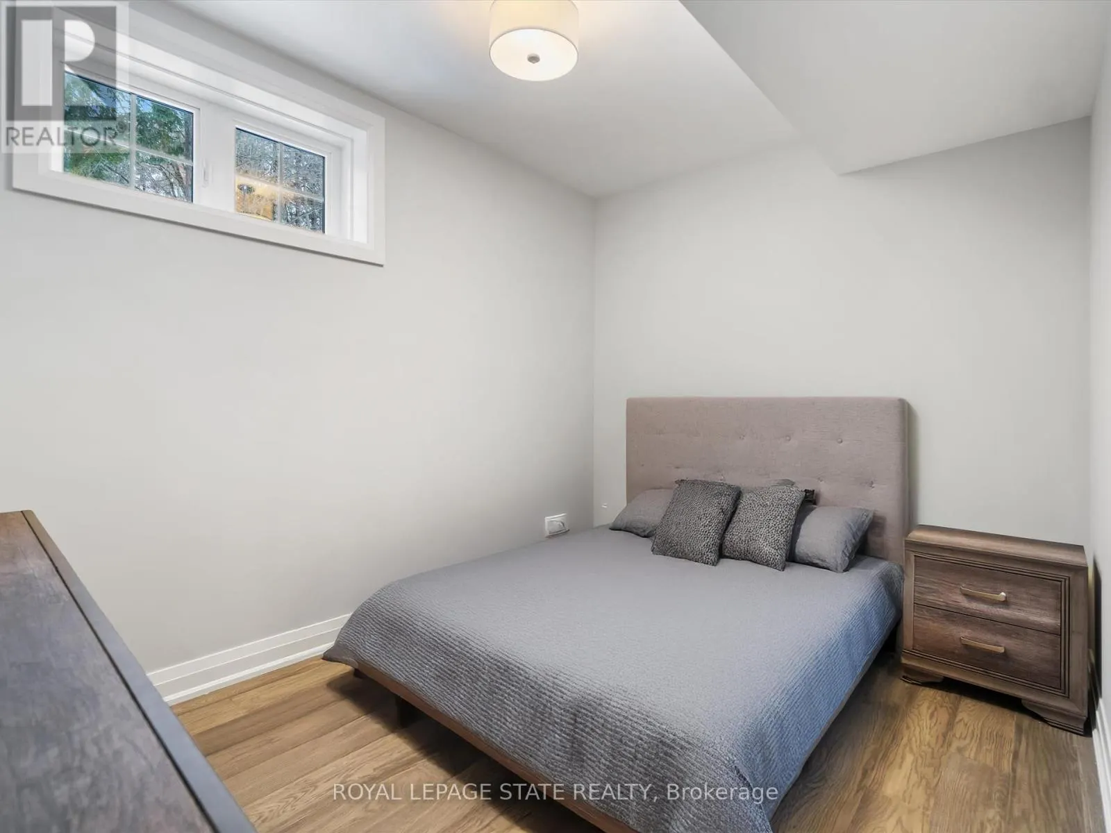 53 - 2054 PENINSULA ROAD