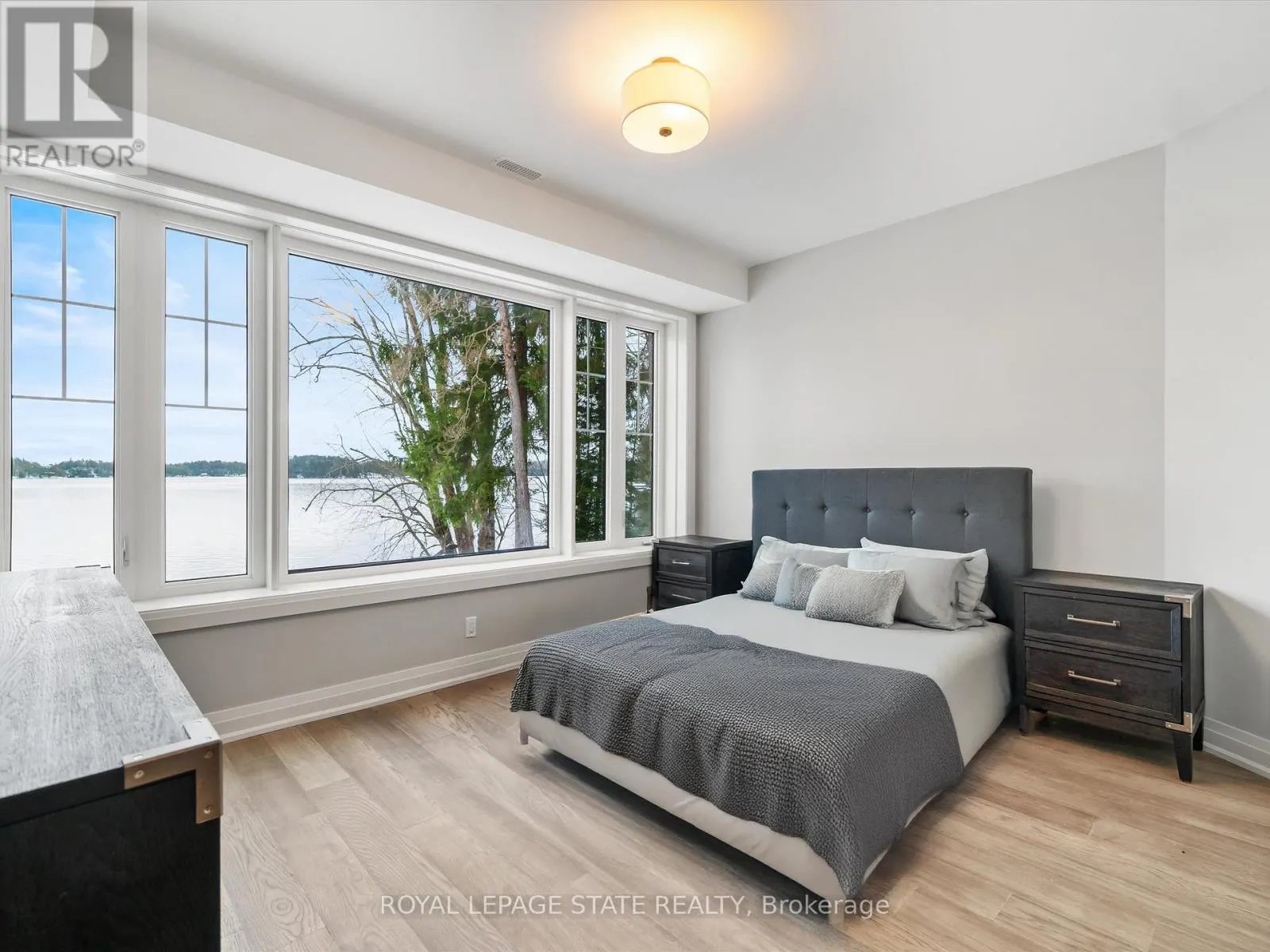 53 - 2054 PENINSULA ROAD