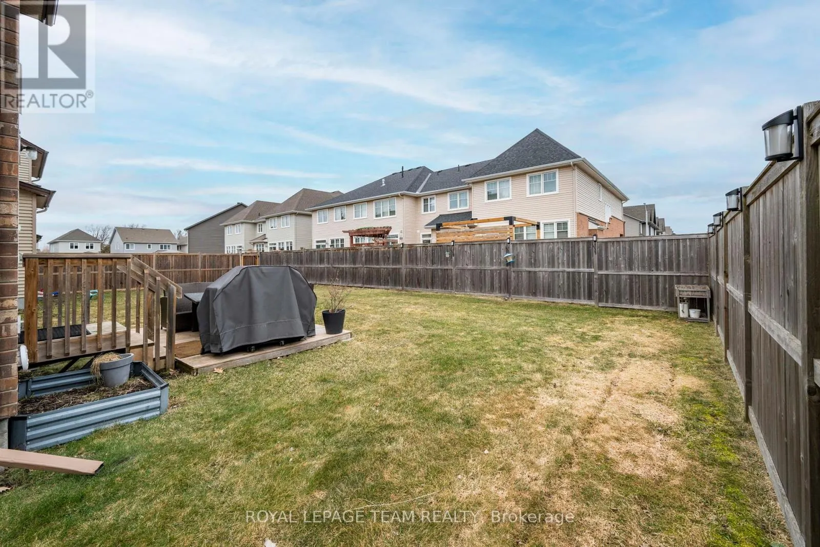 844 CEDAR CREEK DRIVE