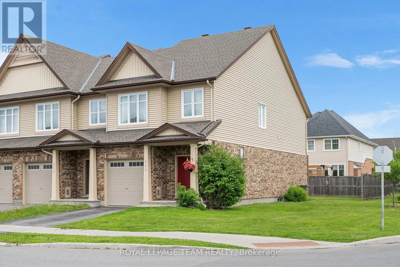 844 CEDAR CREEK DRIVE