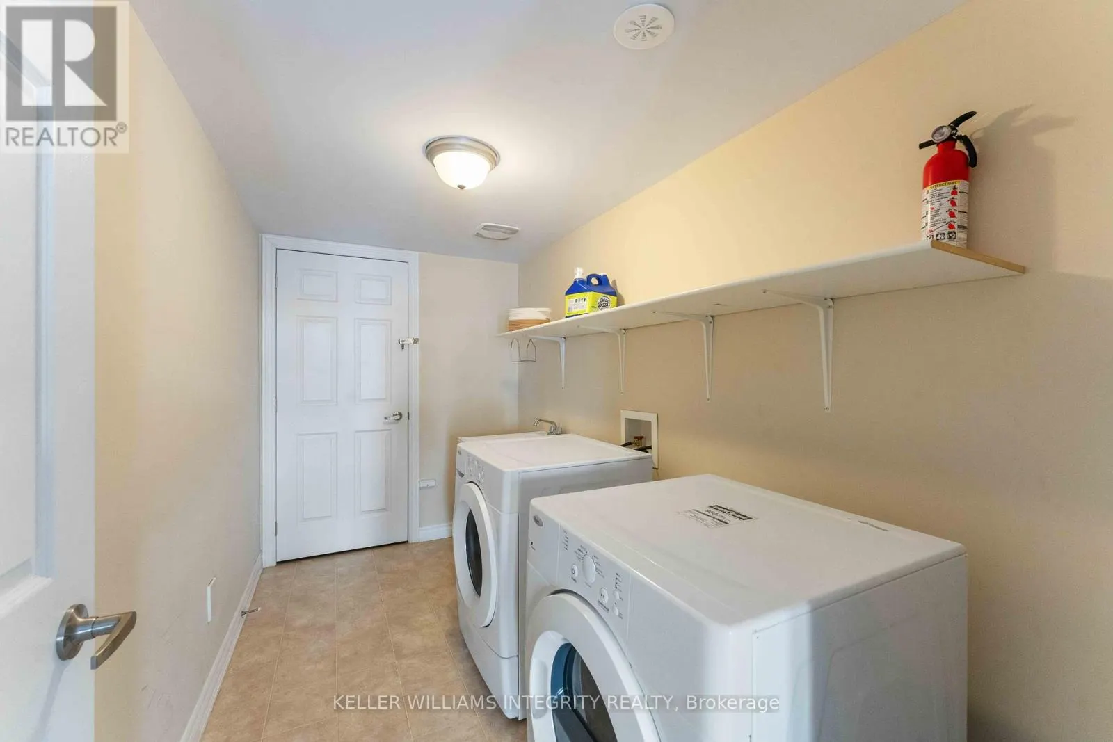 319 SWEET GRASS CIRCLE