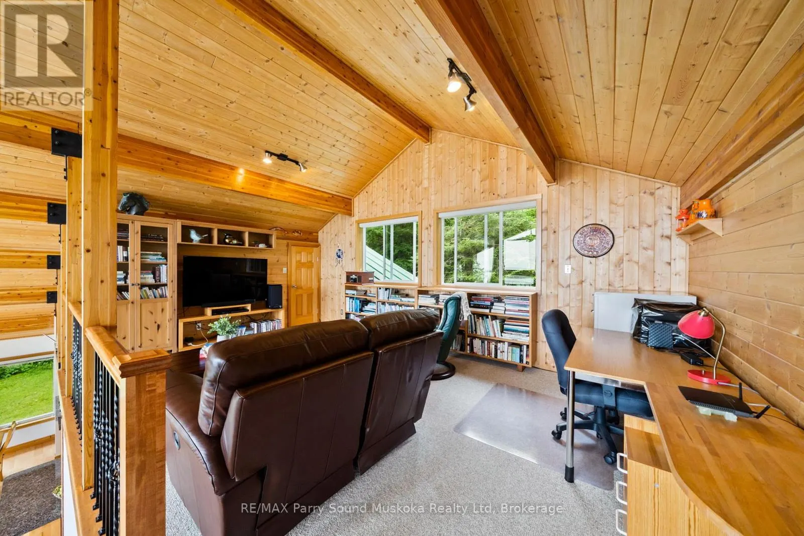 53 SANDY ISLAND