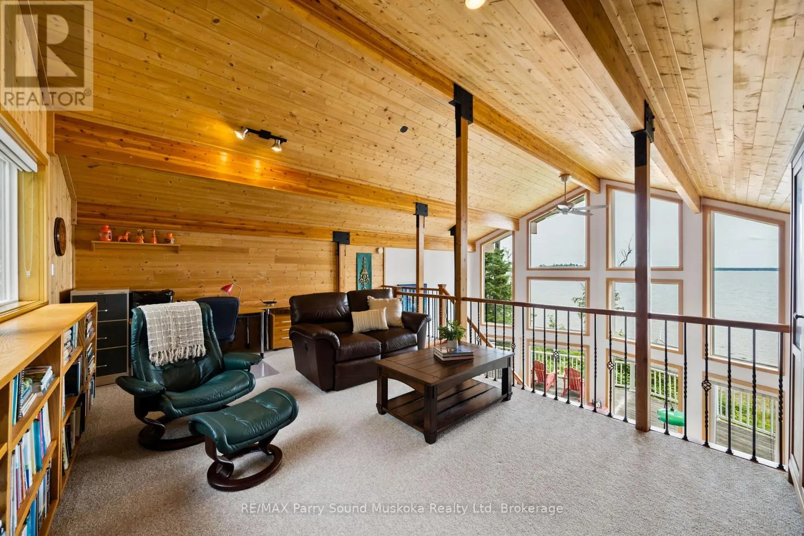 53 SANDY ISLAND
